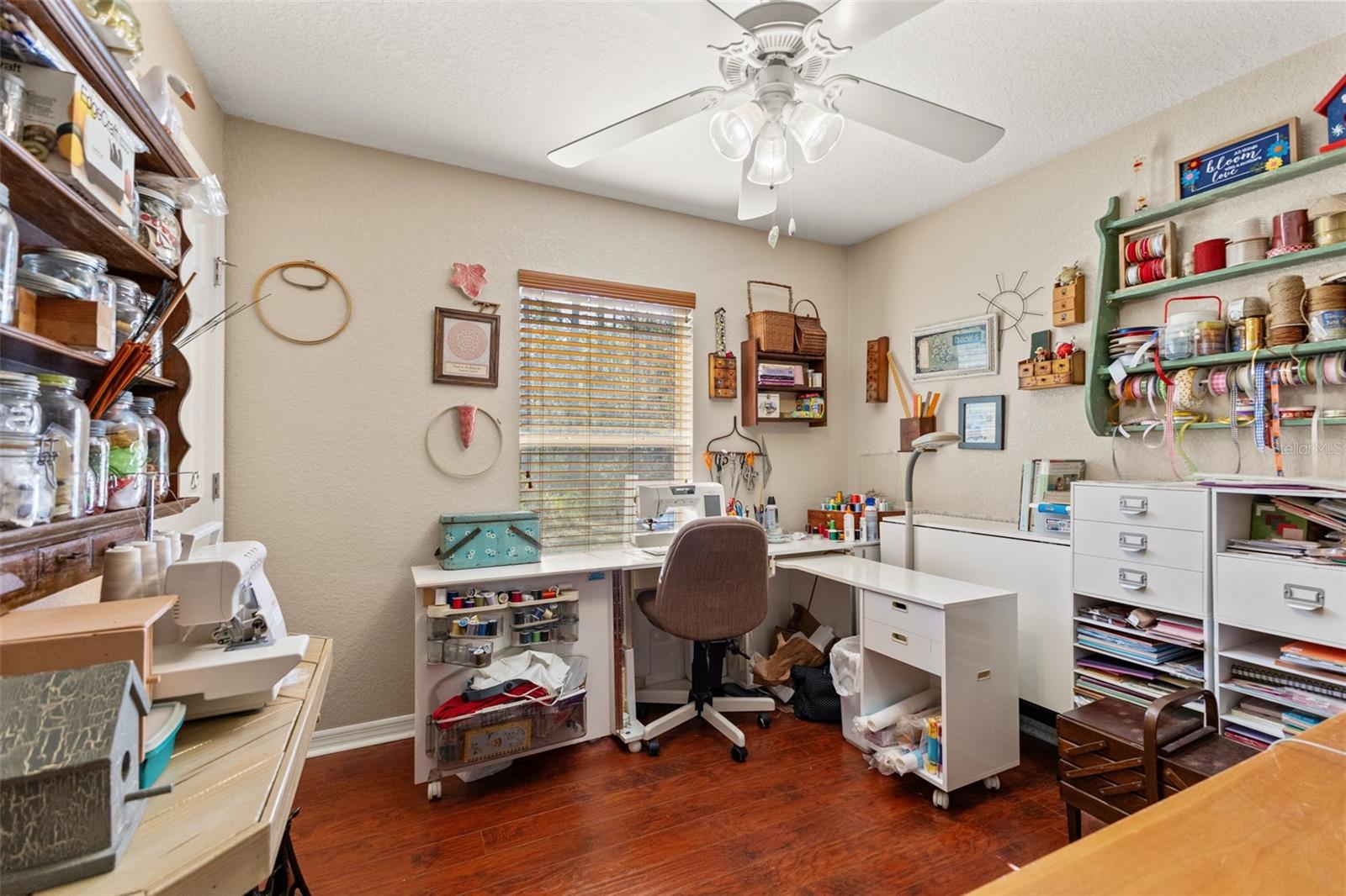 Image 35 of 58 For 5 Boxleaf  