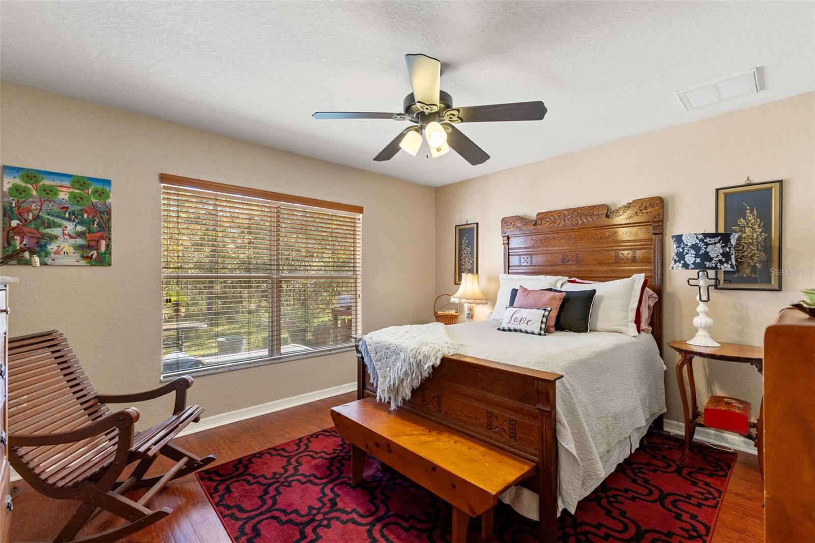 Image 37 of 58 For 5 Boxleaf  