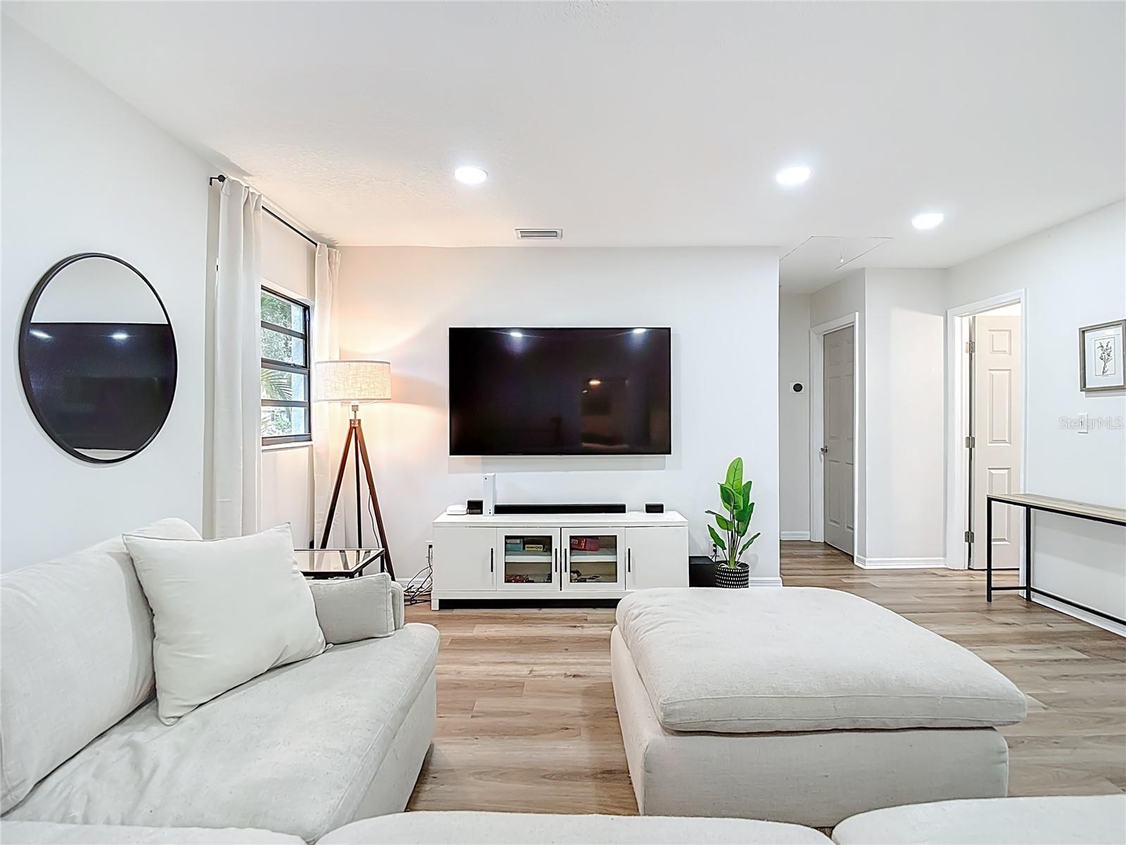 Image 20 of 26 For 1503 Juniper Street