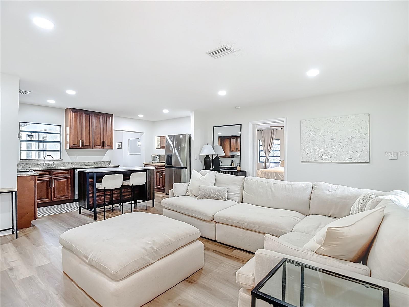 Image 3 of 26 For 1503 Juniper Street