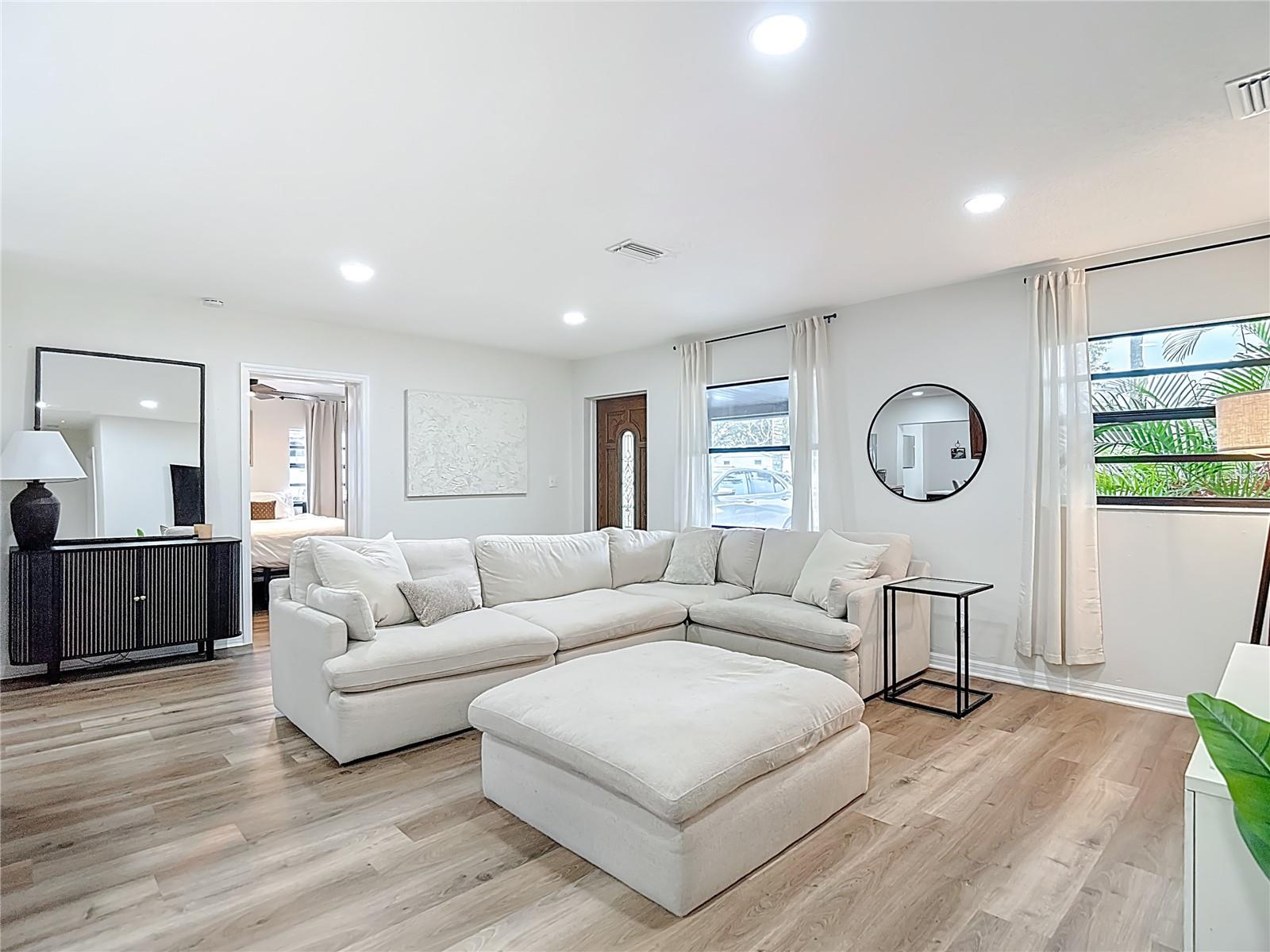 Image 7 of 26 For 1503 Juniper Street