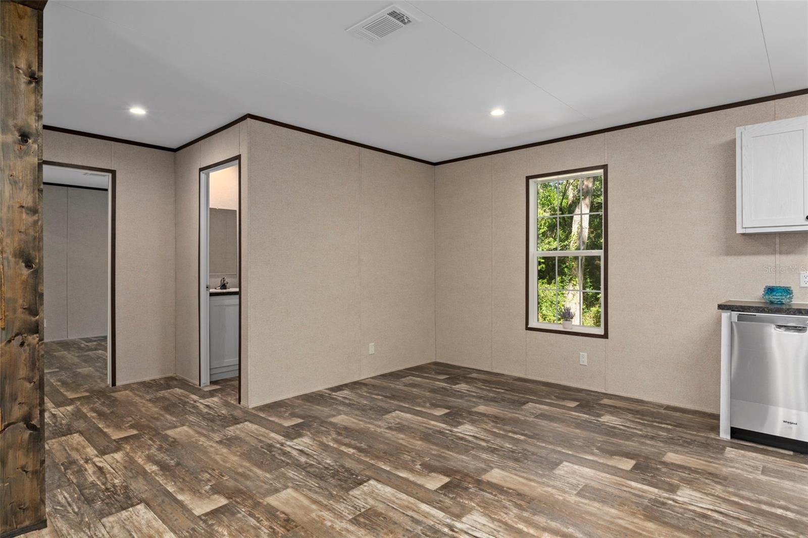 Image 16 of 27 For 2455 North Street