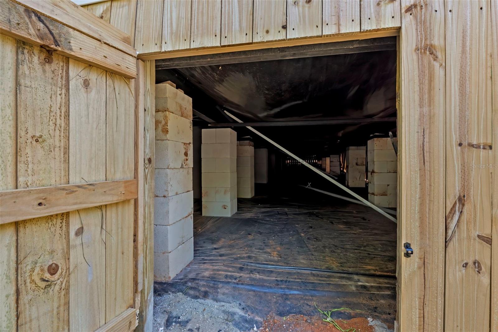 Image 24 of 27 For 2455 North Street