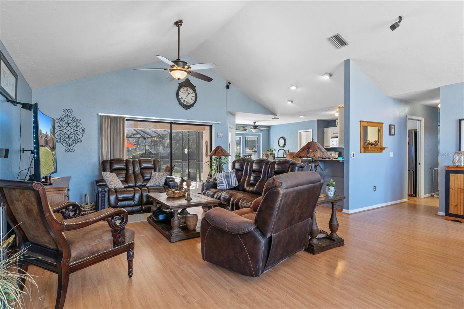 Image 5 of 45 For 1105 Mediterranean Way