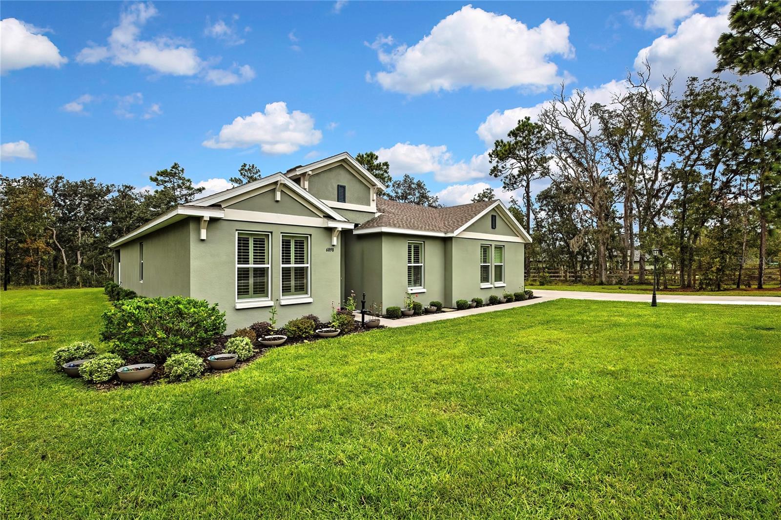 Image 46 of 60 For 6098 Peardale Terrace