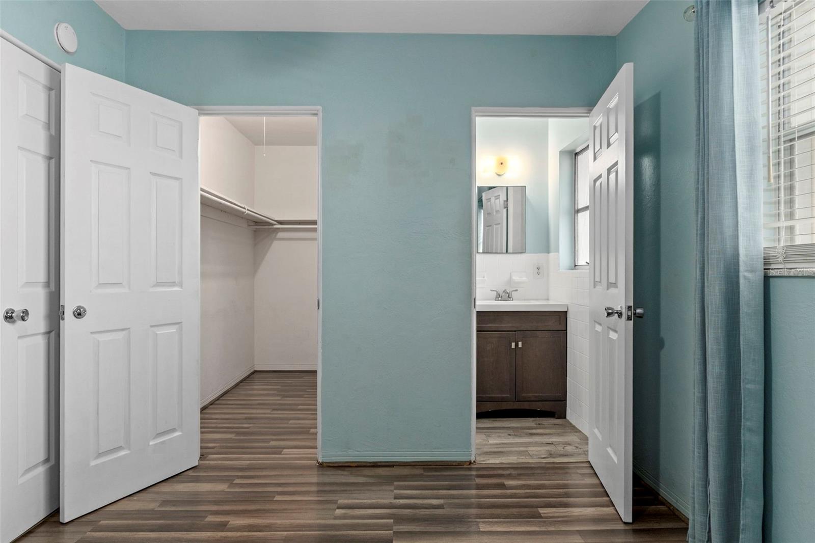 Image 25 of 41 For 6421 Finance Avenue