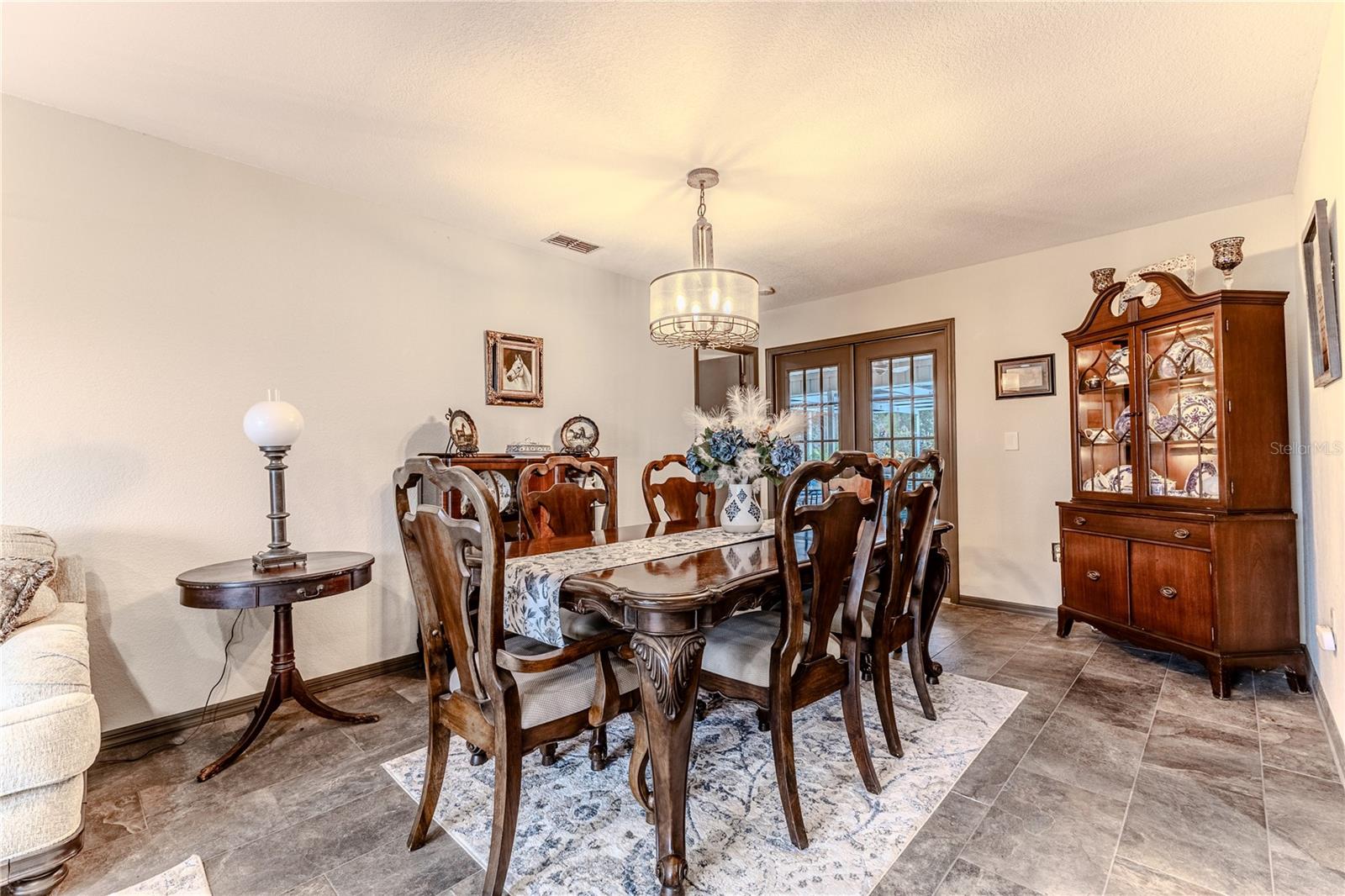 Image 16 of 72 For 8480 Colma Street