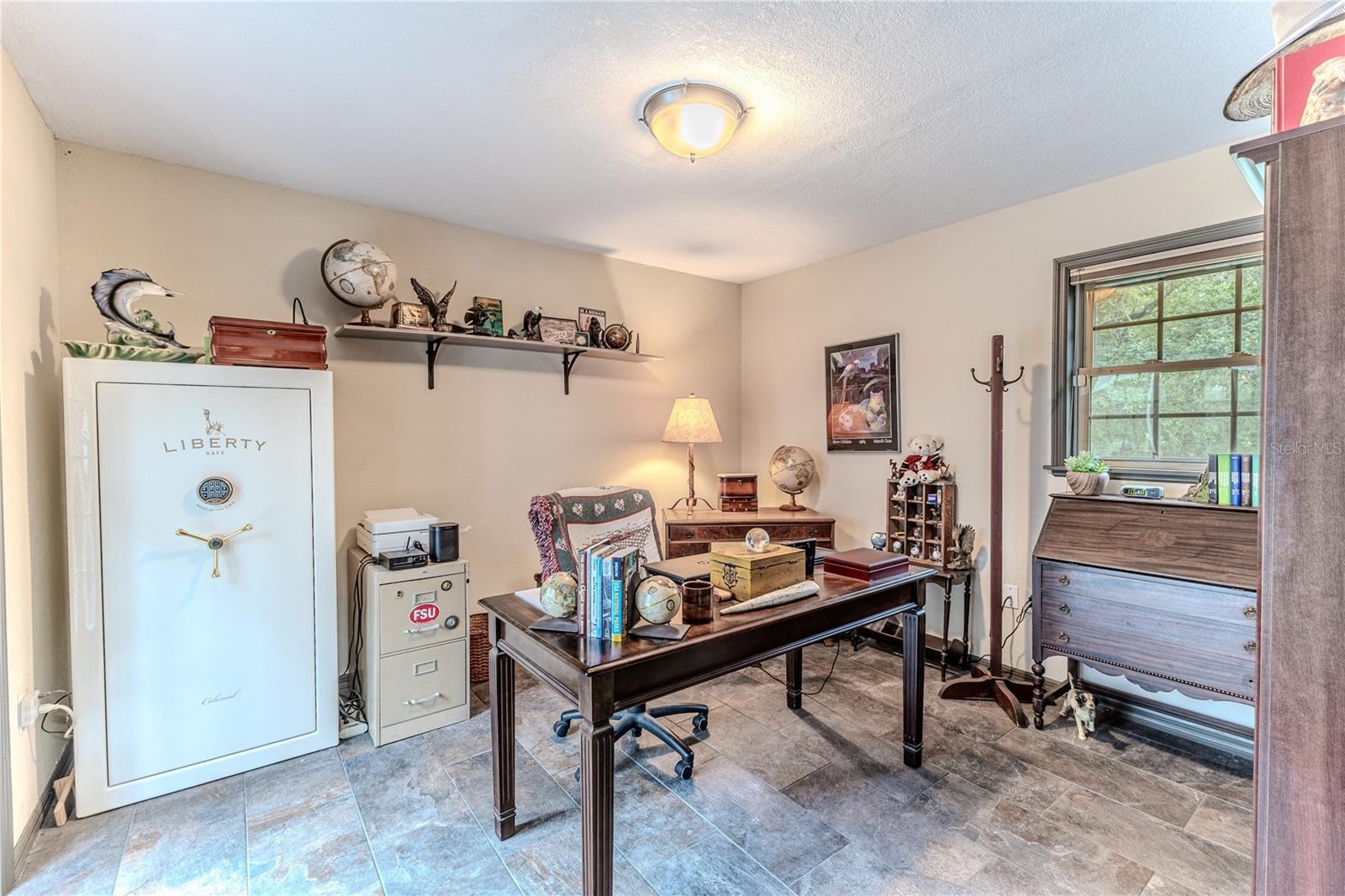 Image 45 of 72 For 8480 Colma Street