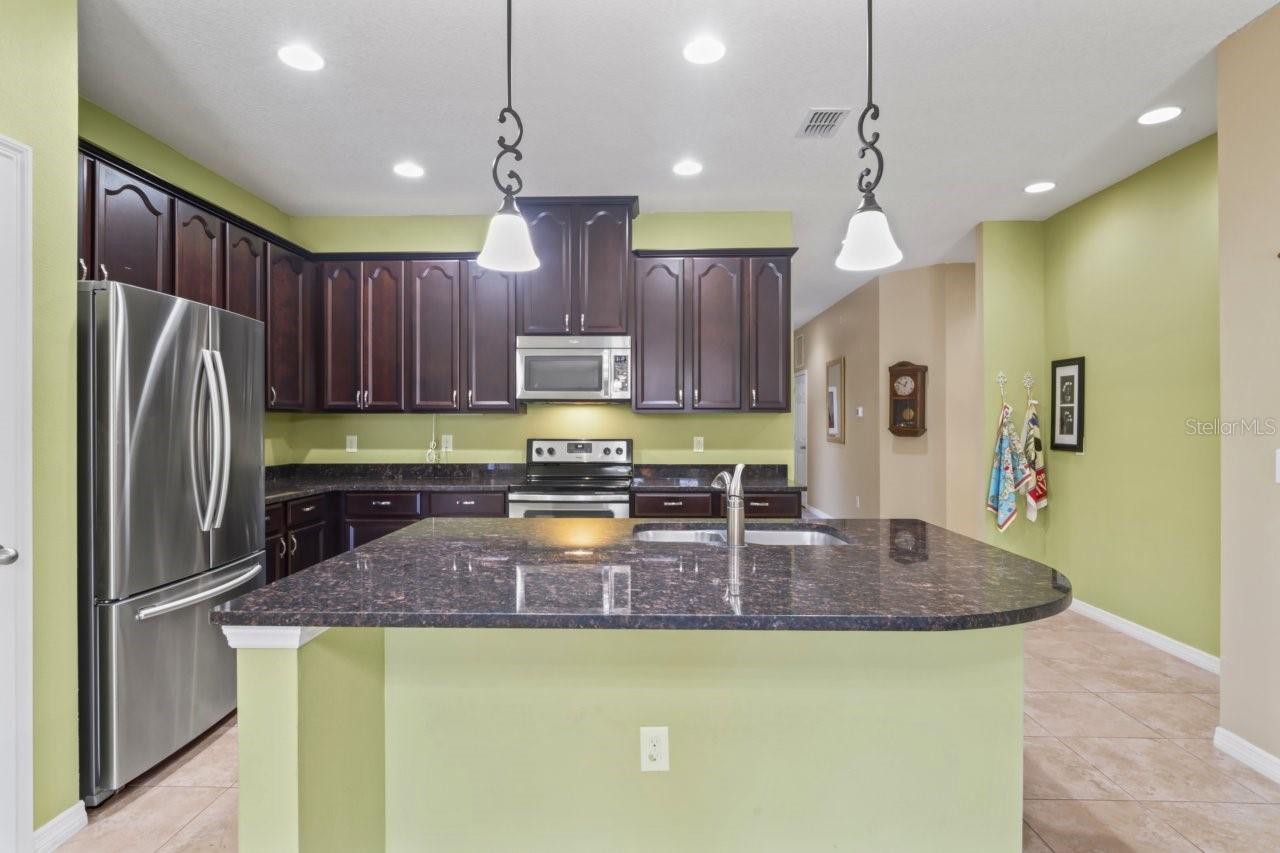 Image 11 of 59 For 2118 Parrot Fish Drive