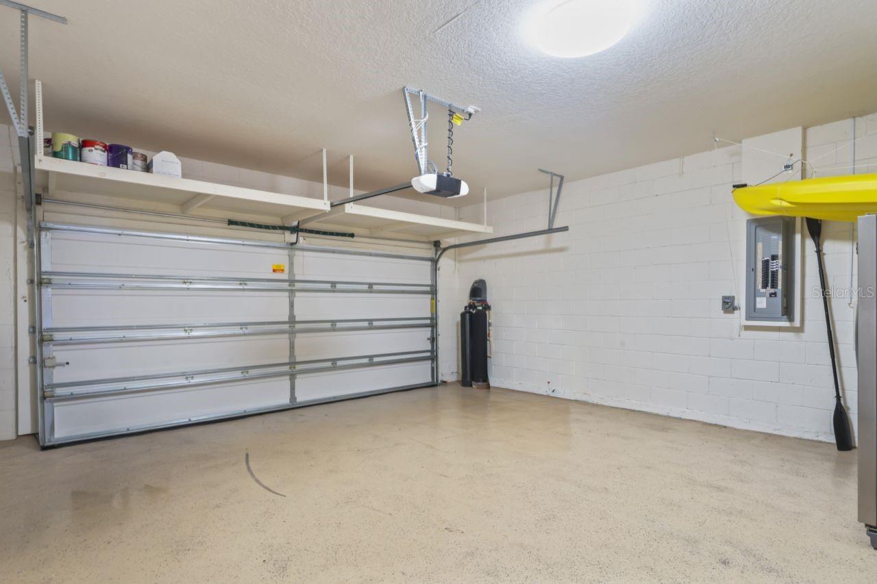 Image 43 of 59 For 2118 Parrot Fish Drive