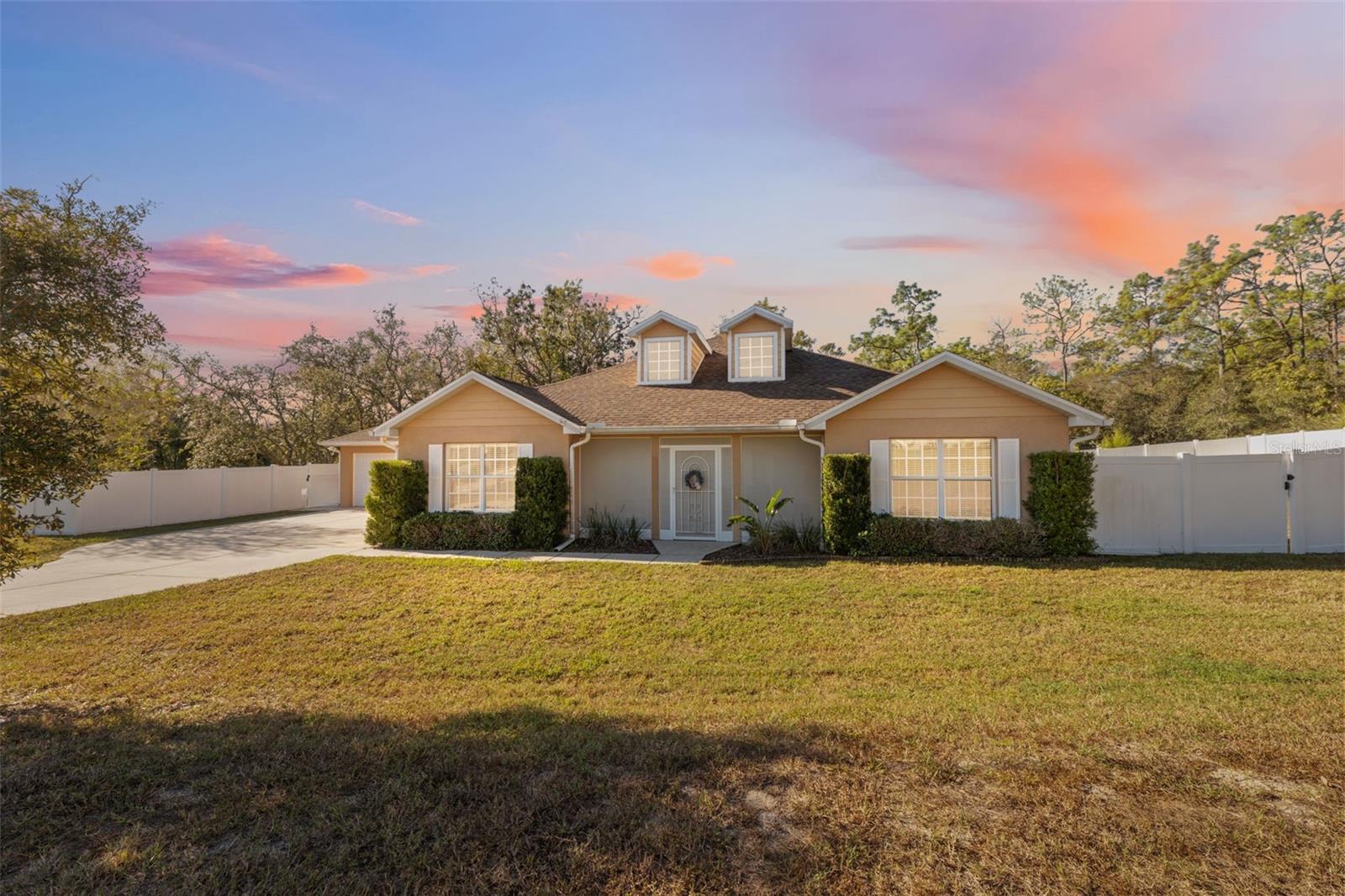 Details for 11006 Canary Avenue, WEEKI WACHEE, FL 34613