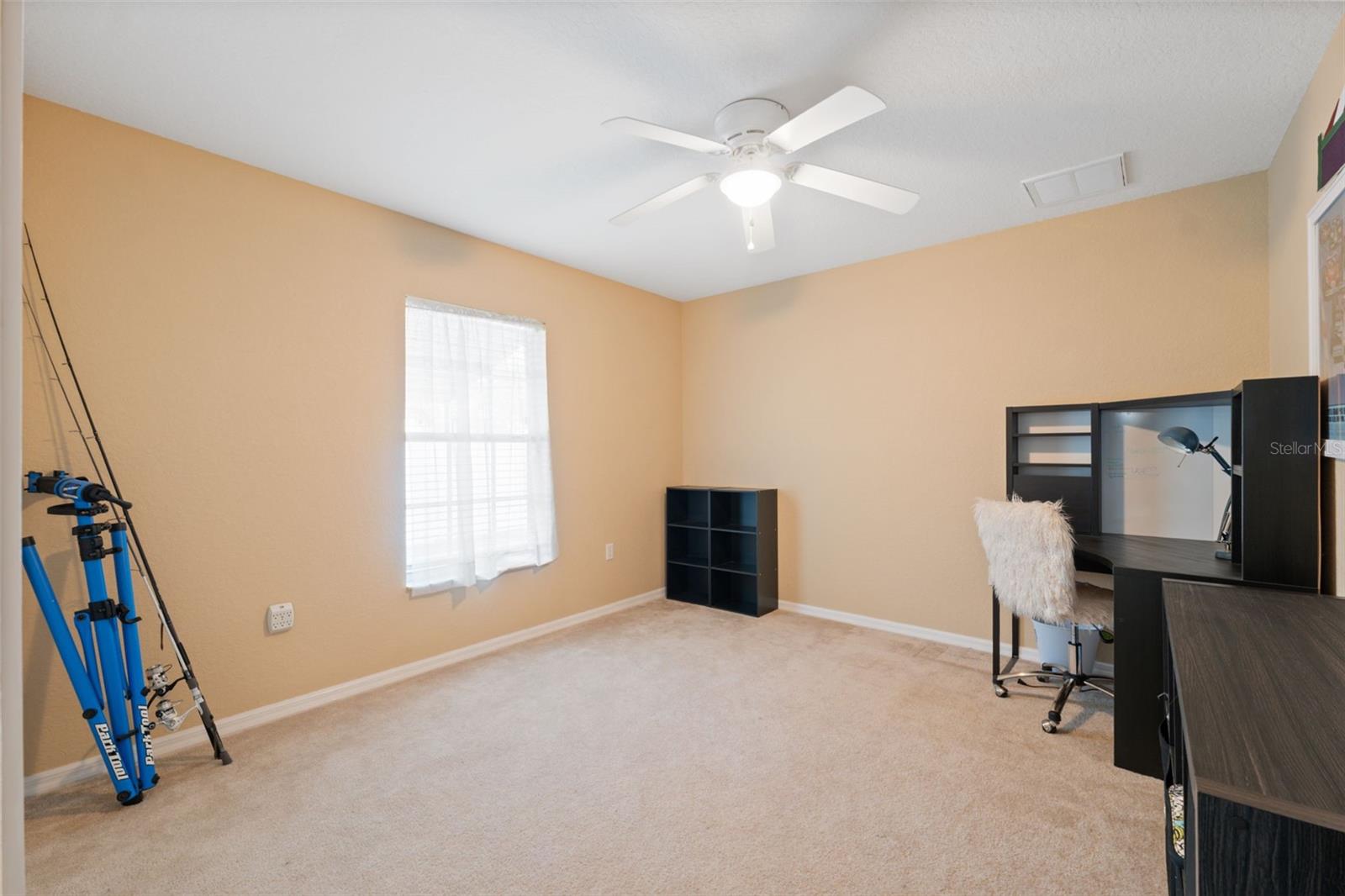 Image 12 of 48 For 11006 Canary Avenue