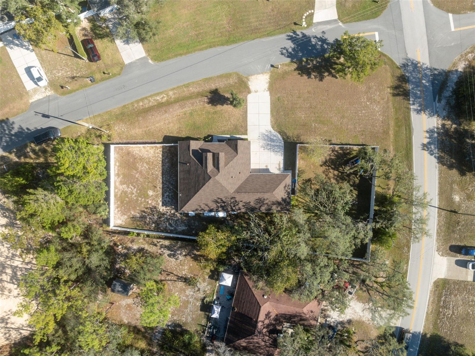 Image 22 of 48 For 11006 Canary Avenue