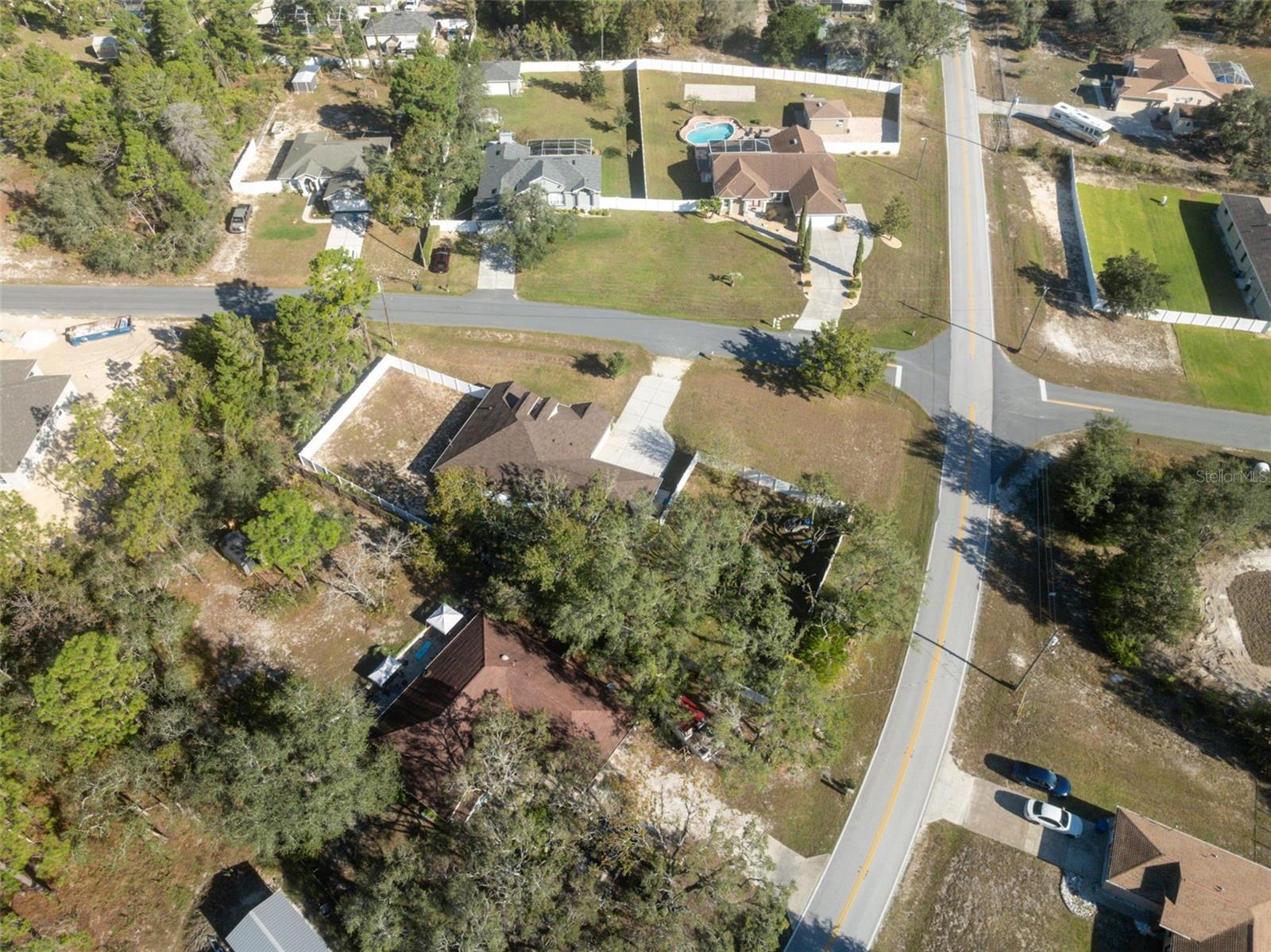 Image 26 of 48 For 11006 Canary Avenue