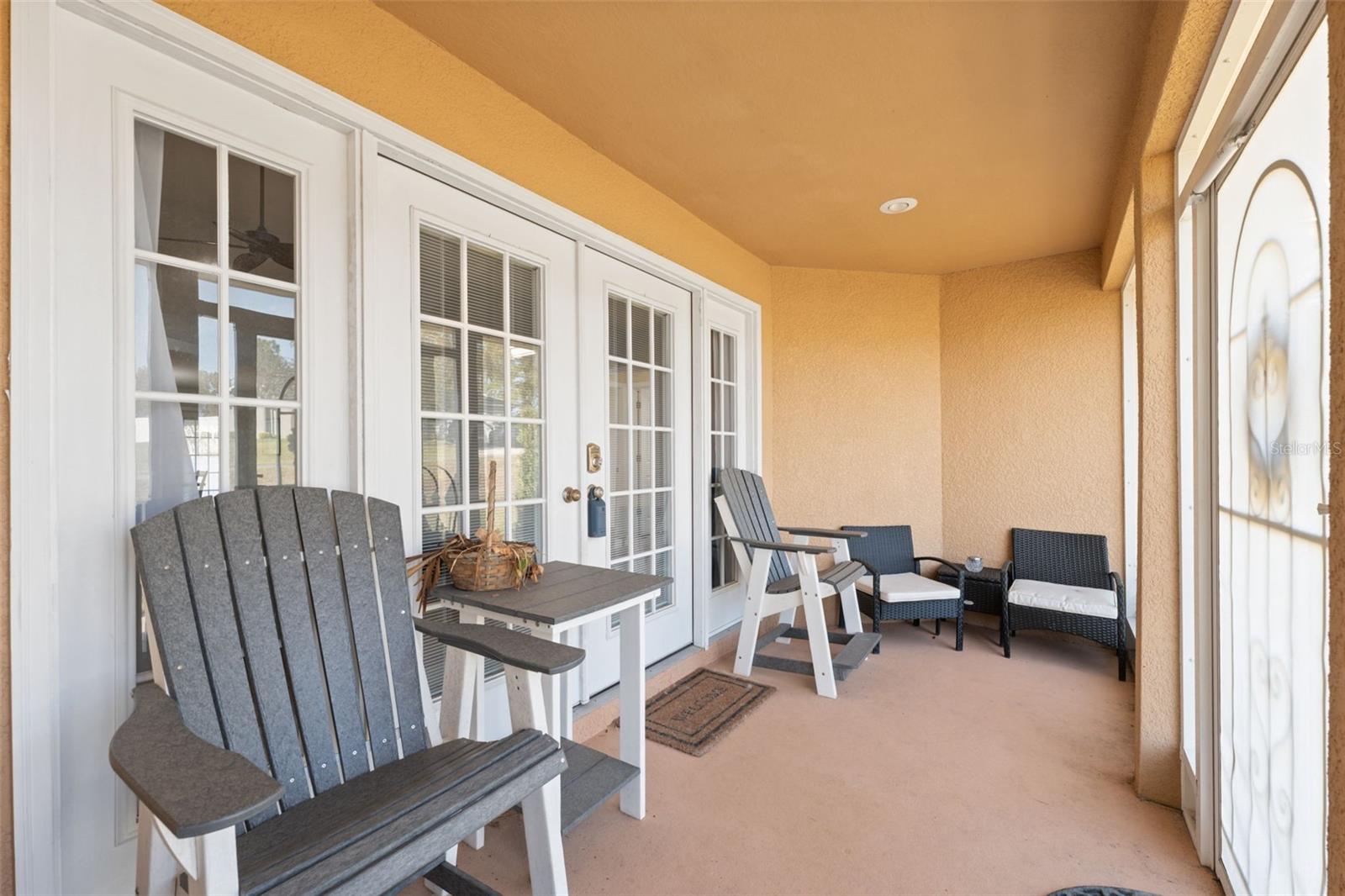 Image 3 of 48 For 11006 Canary Avenue