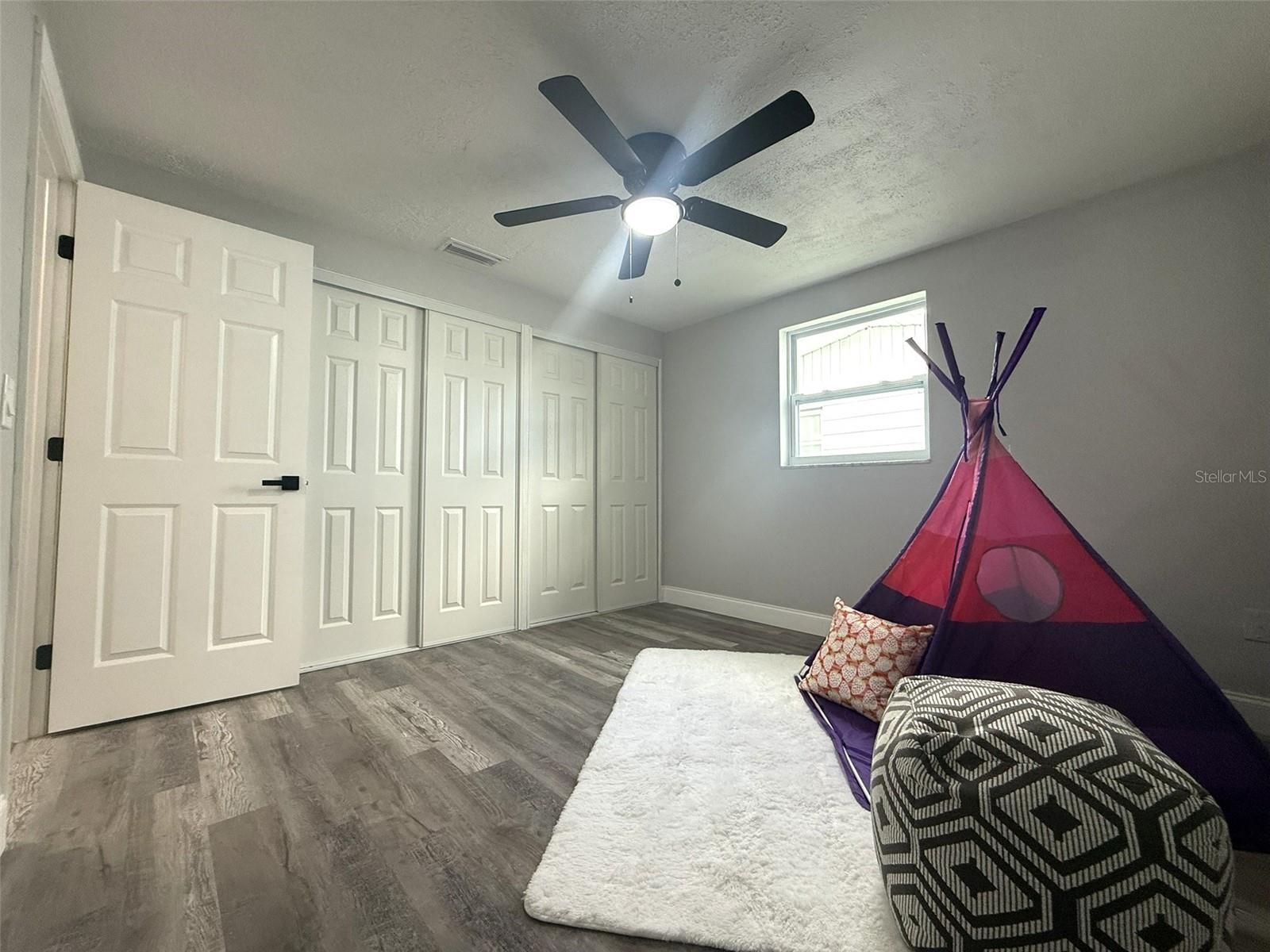 Image 24 of 31 For 9110 Pegasus Avenue