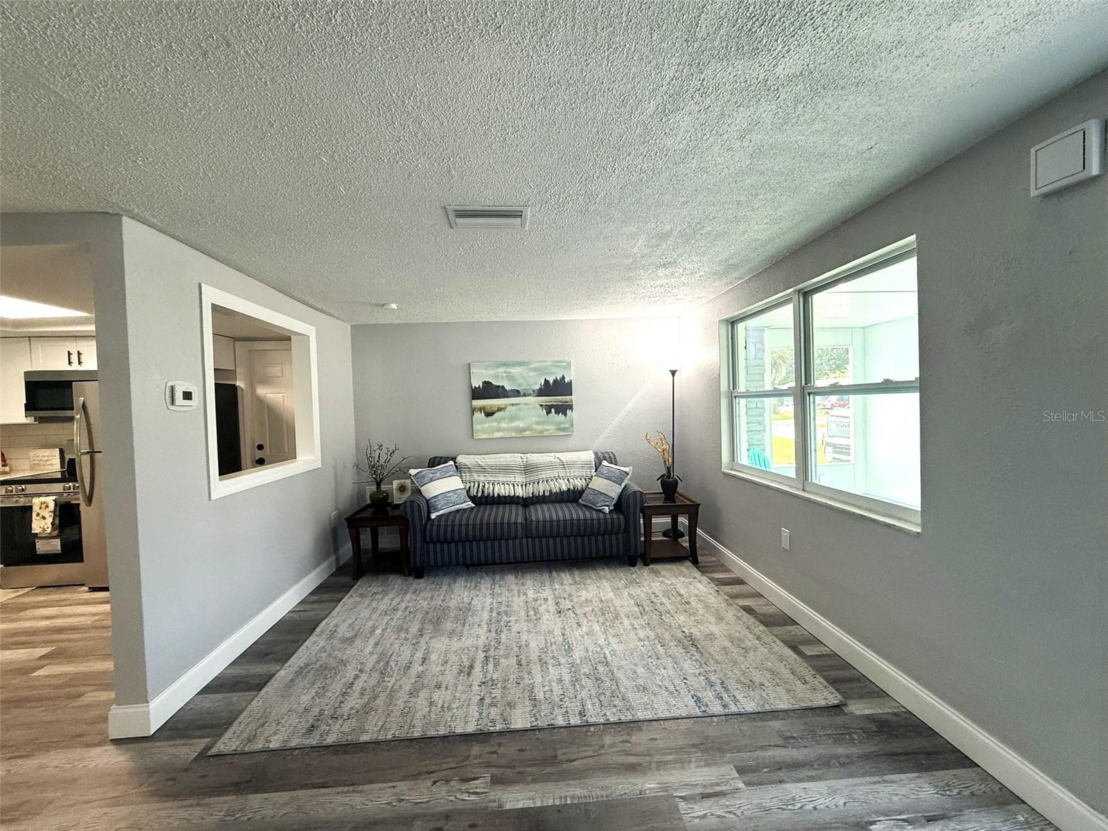 Image 5 of 31 For 9110 Pegasus Avenue