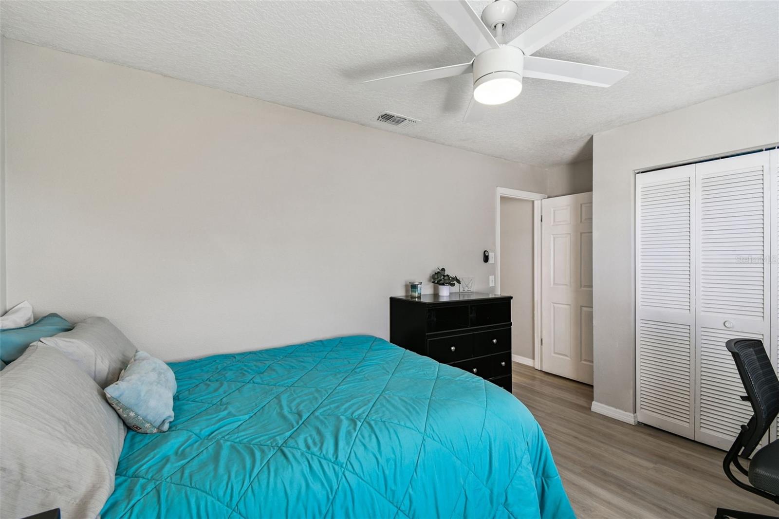 Image 13 of 43 For 13103 Topflite Court