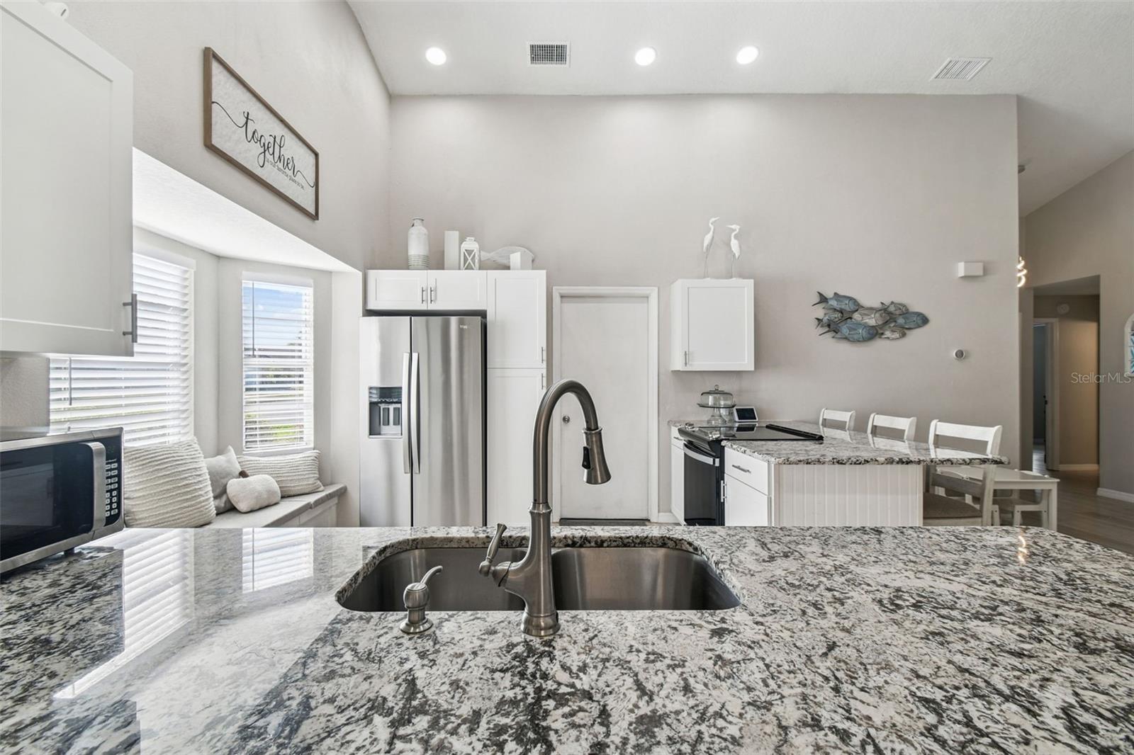 Image 24 of 43 For 13103 Topflite Court