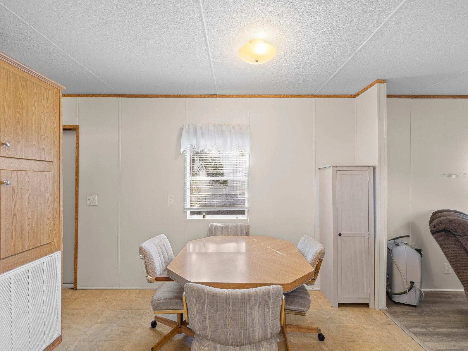 Image 13 of 27 For 8041 Hamster Drive