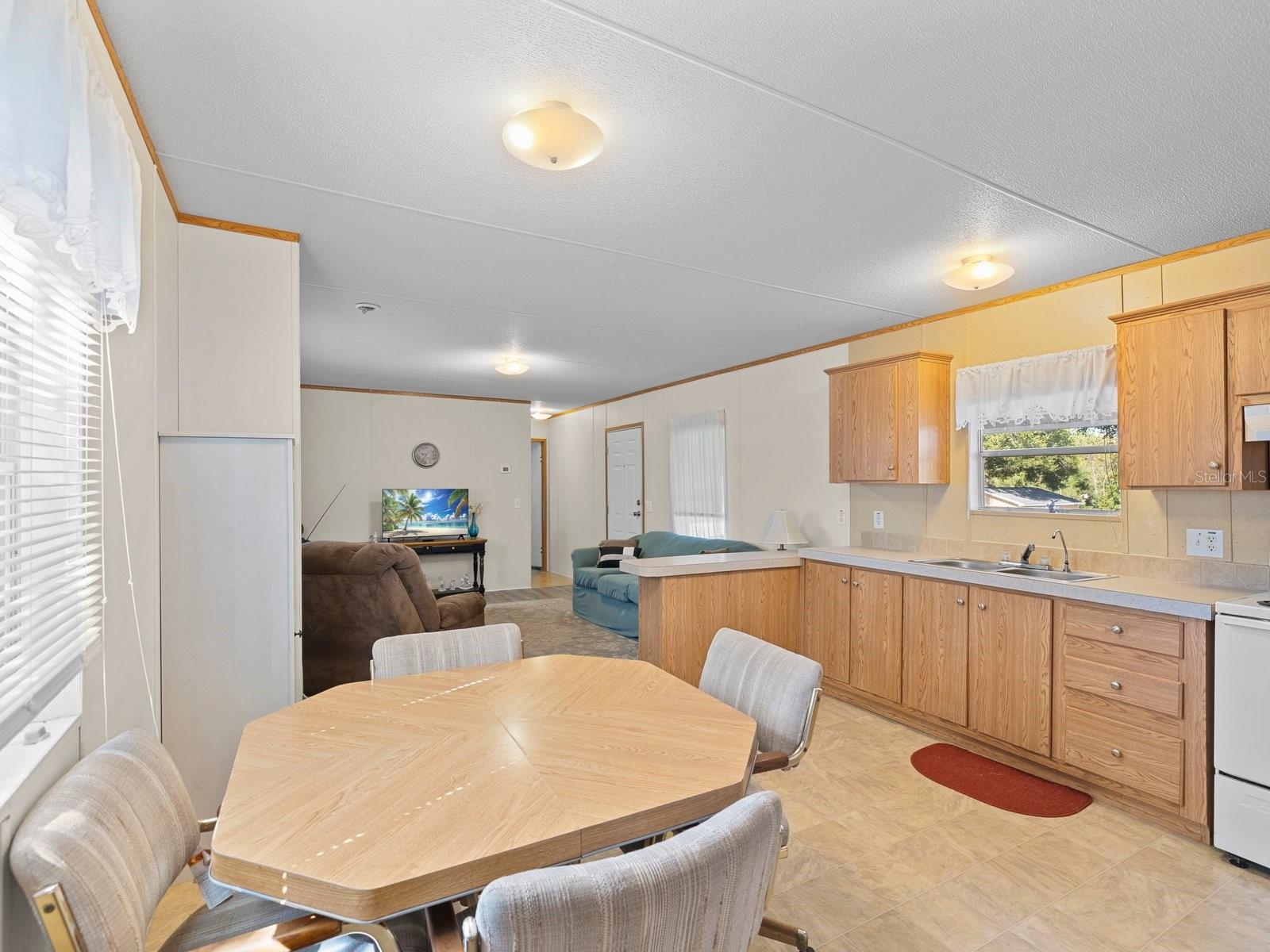 Image 14 of 27 For 8041 Hamster Drive