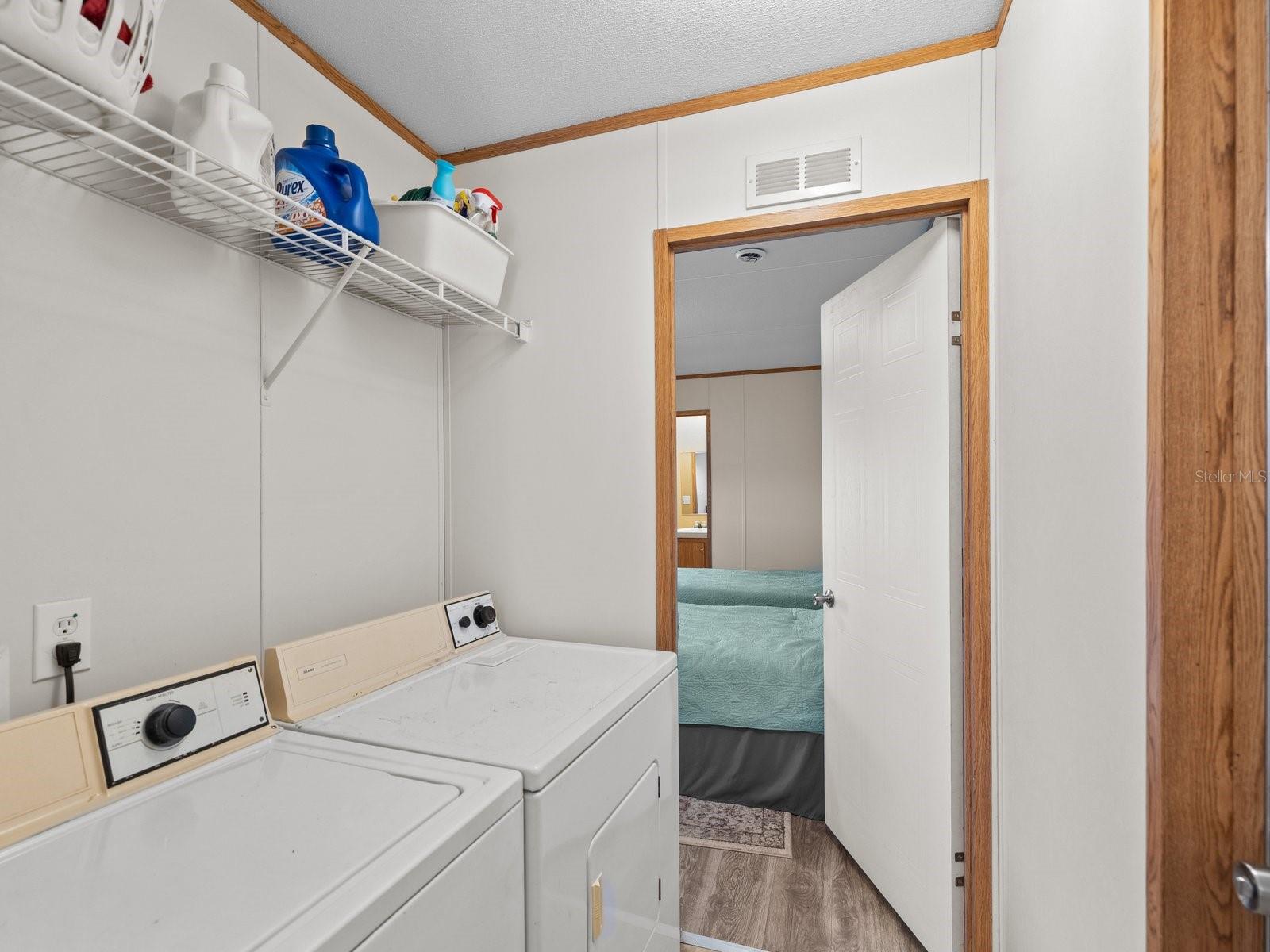 Image 17 of 27 For 8041 Hamster Drive