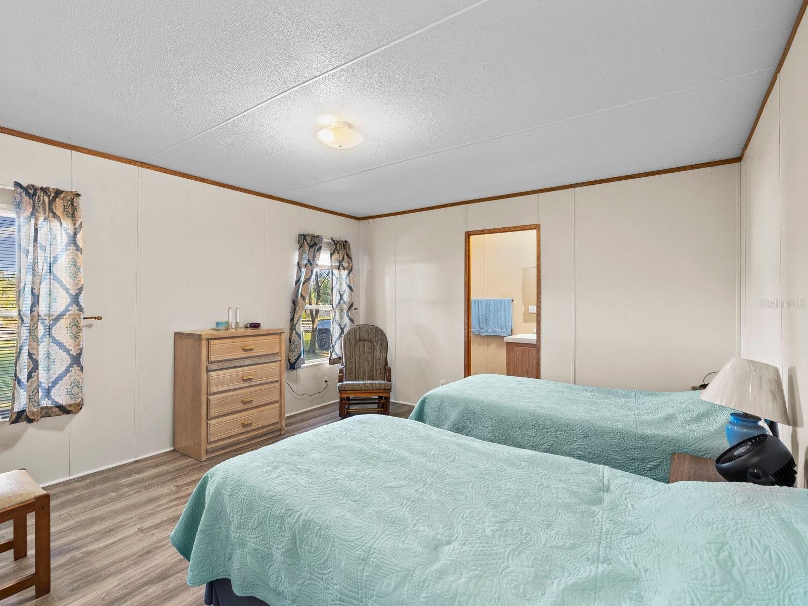 Image 18 of 27 For 8041 Hamster Drive