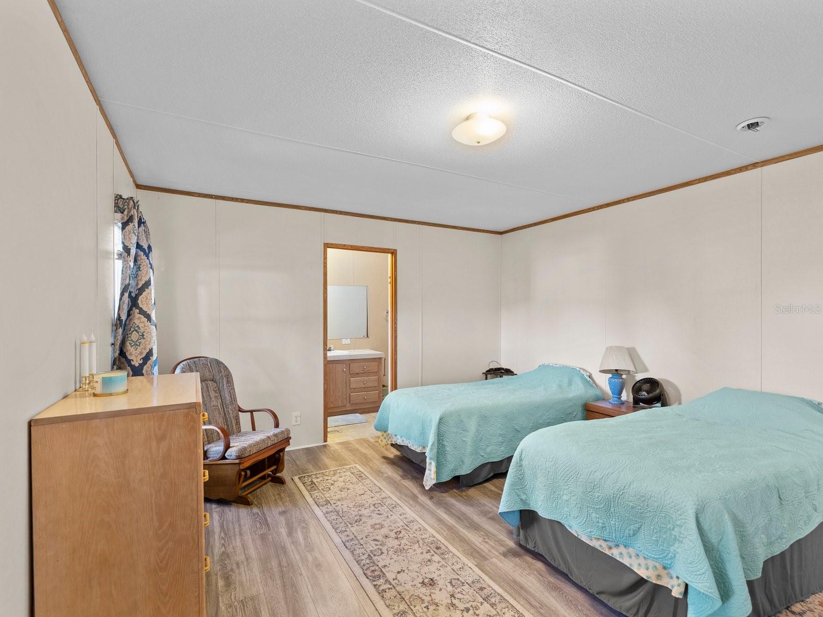 Image 19 of 27 For 8041 Hamster Drive