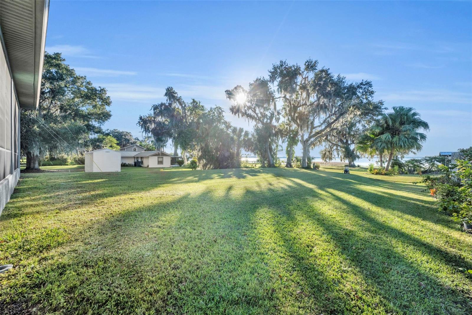 Image 23 of 31 For 1947 Lake Reedy Boulevard