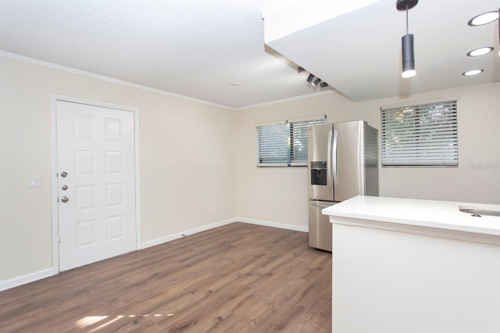 Image 9 of 28 For 2301 Oak Park Way 101