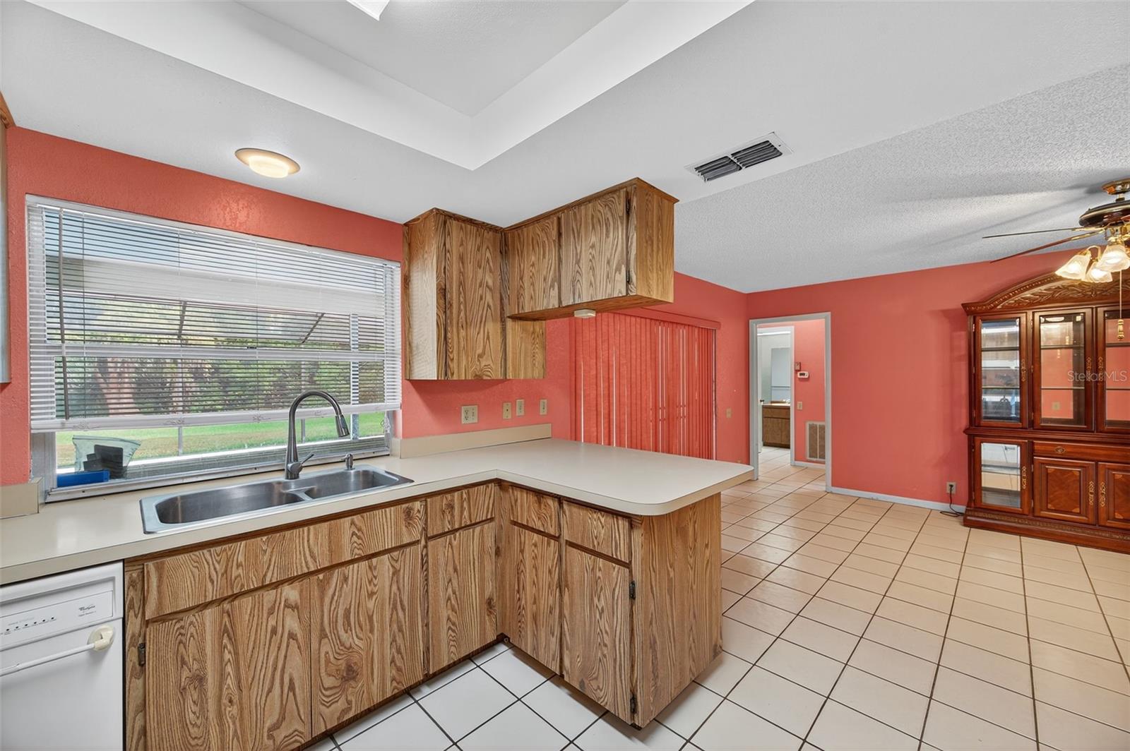 Image 12 of 51 For 3130 Crenshaw Court