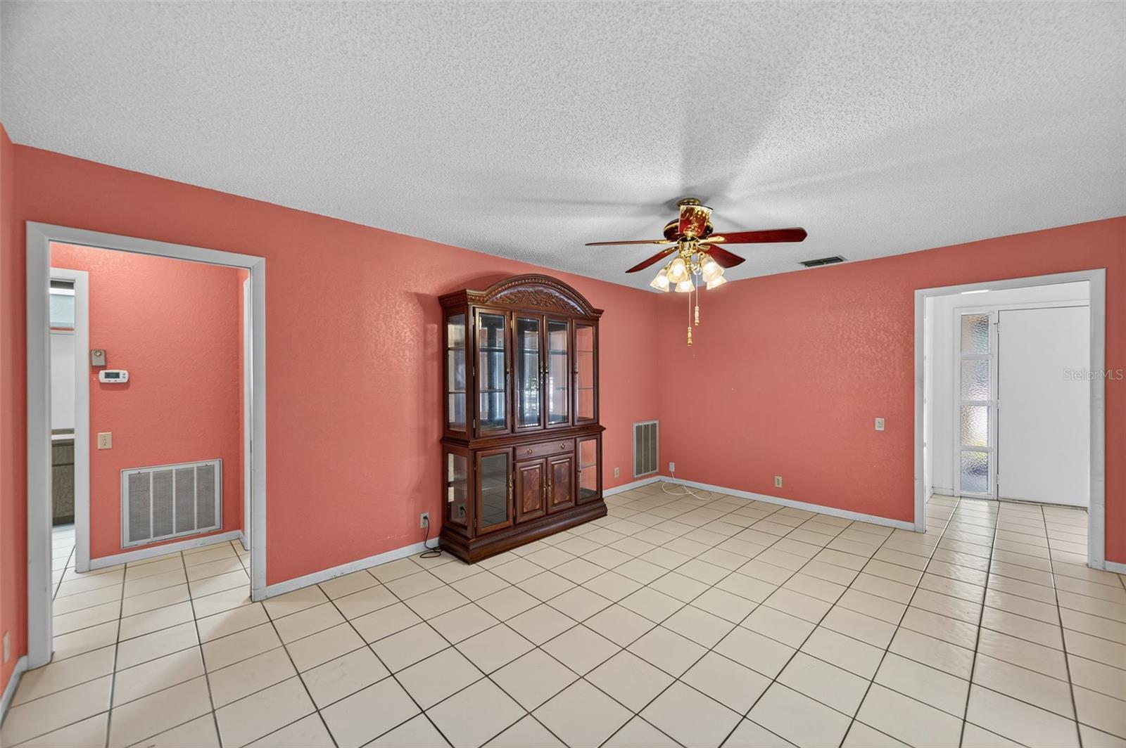 Image 13 of 51 For 3130 Crenshaw Court