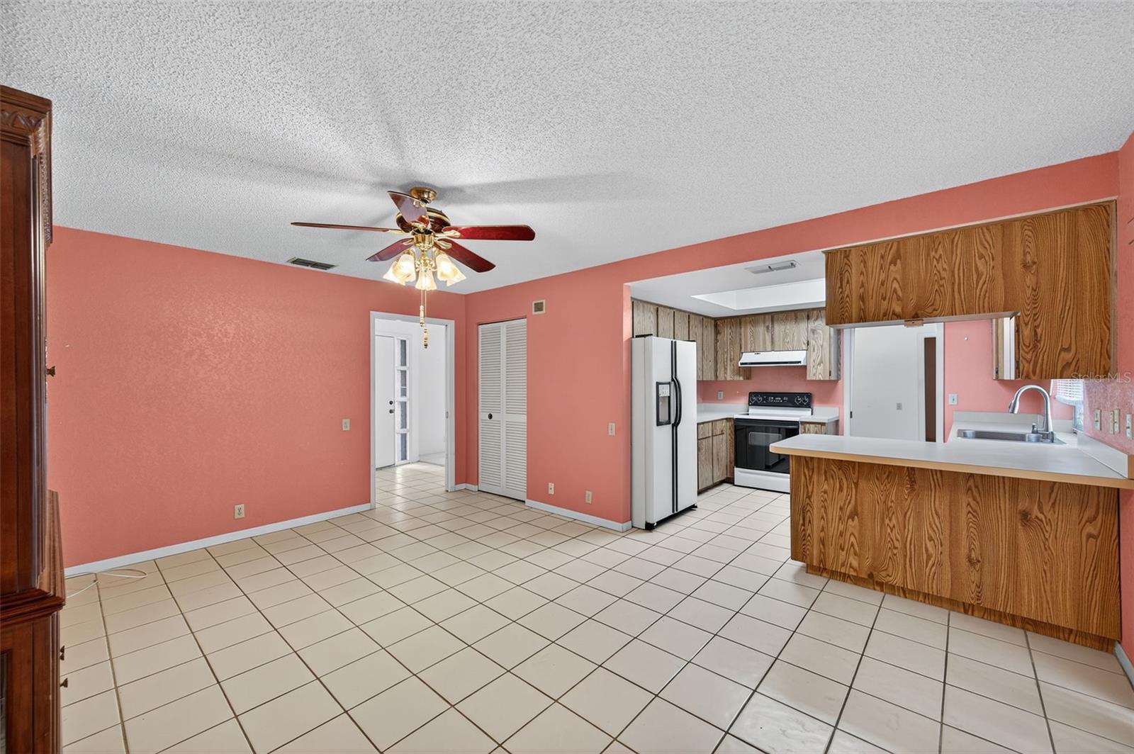 Image 14 of 51 For 3130 Crenshaw Court