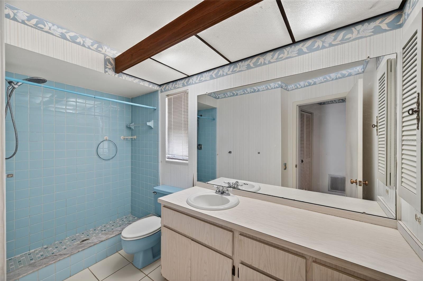 Image 25 of 51 For 3130 Crenshaw Court