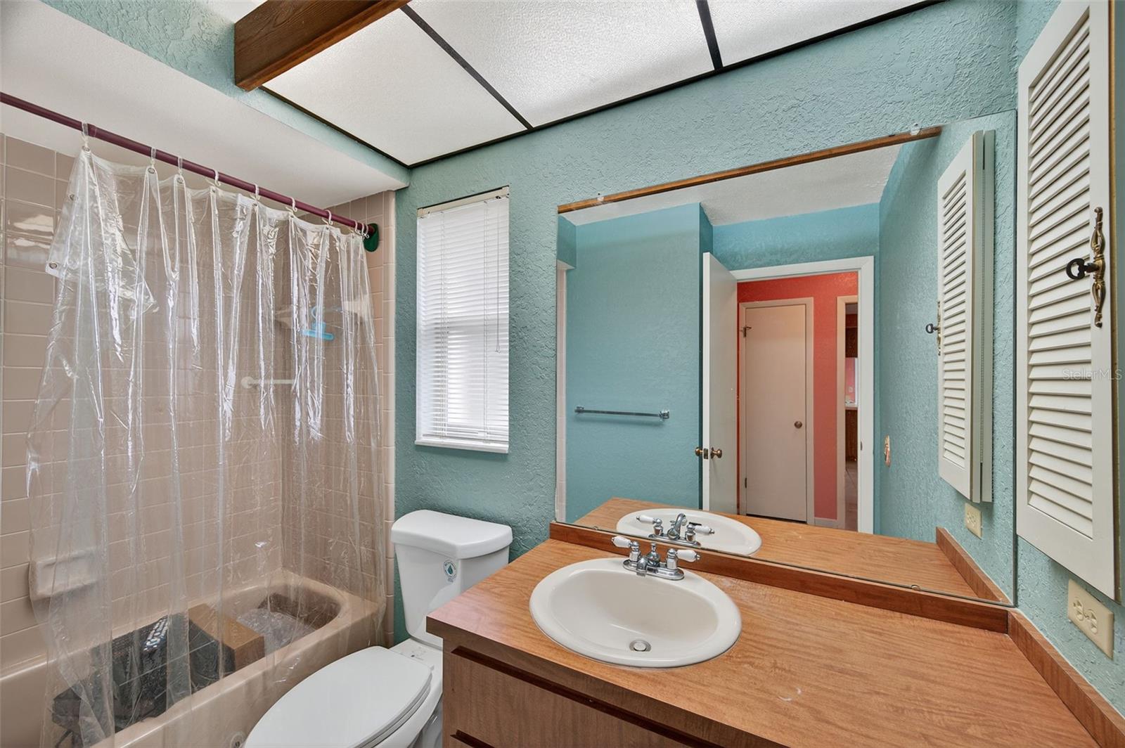 Image 29 of 51 For 3130 Crenshaw Court