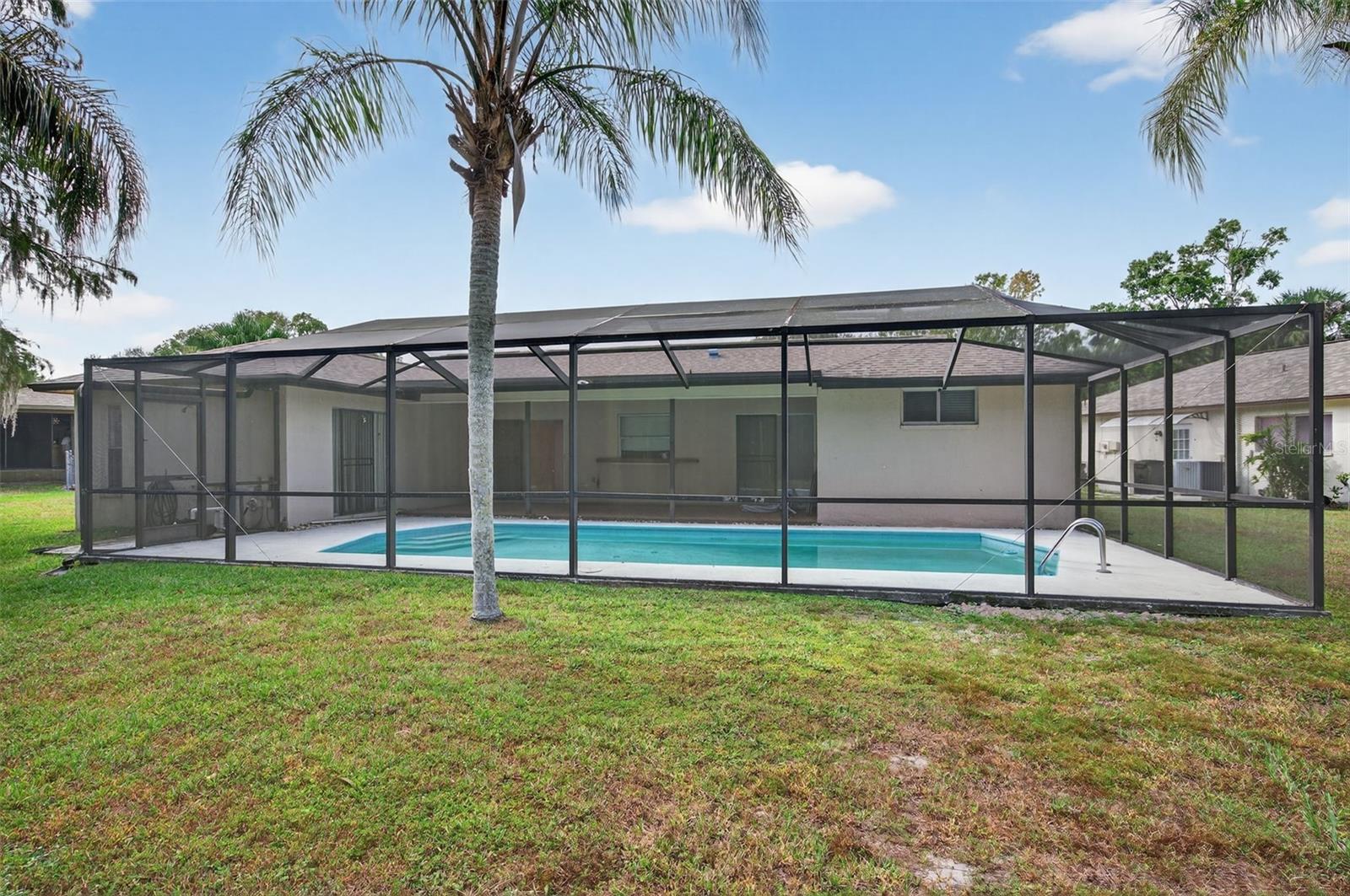 Image 43 of 51 For 3130 Crenshaw Court