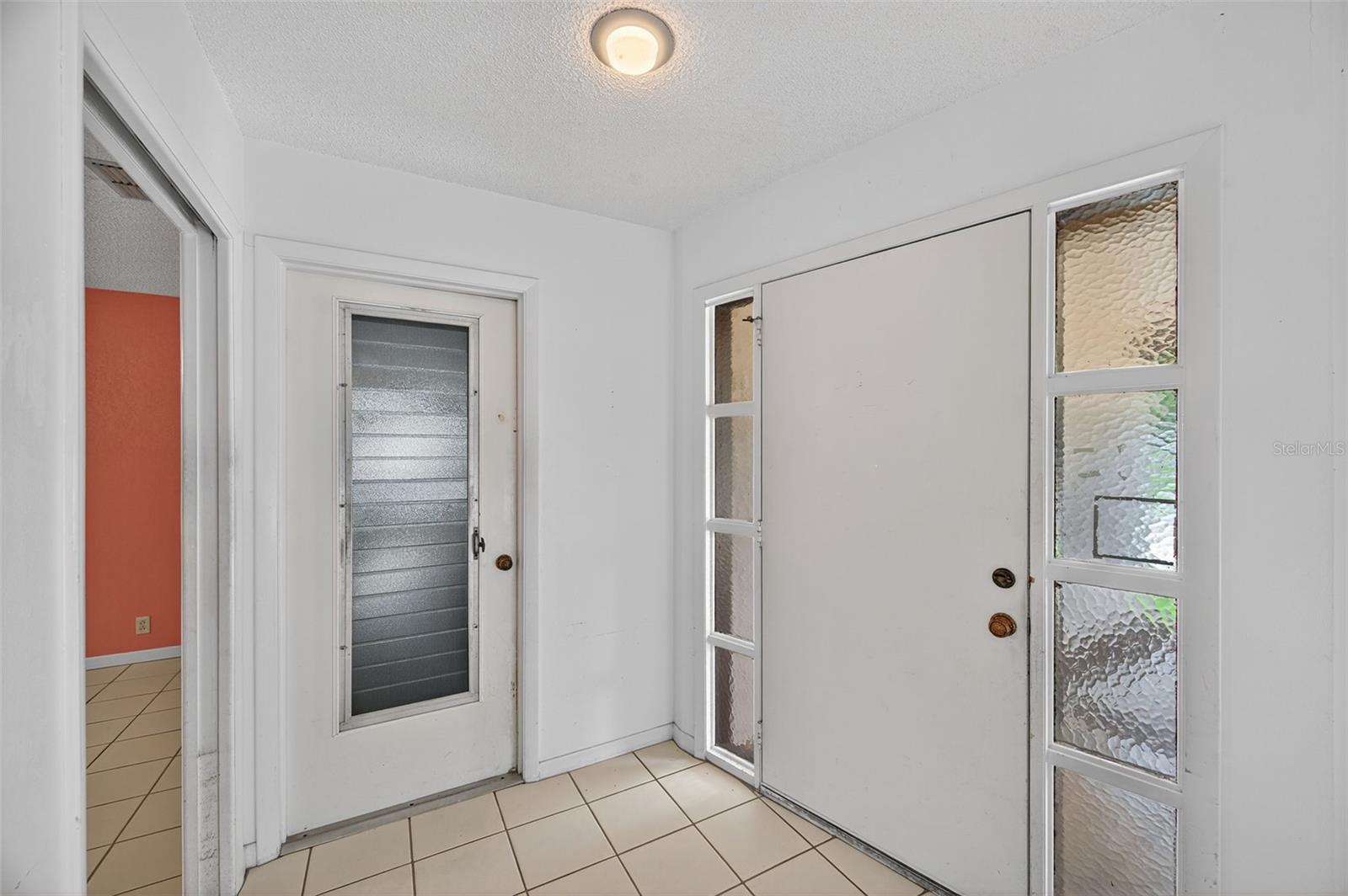 Image 5 of 51 For 3130 Crenshaw Court