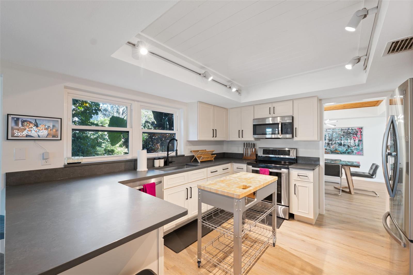 Image 12 of 73 For 13609 Heritage Way