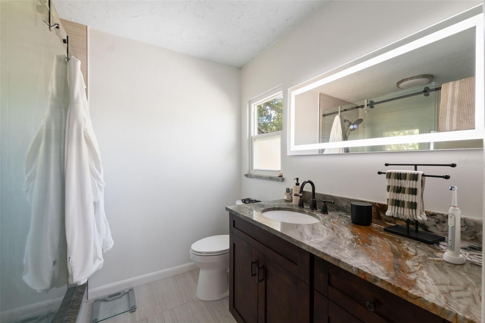 Image 30 of 73 For 13609 Heritage Way