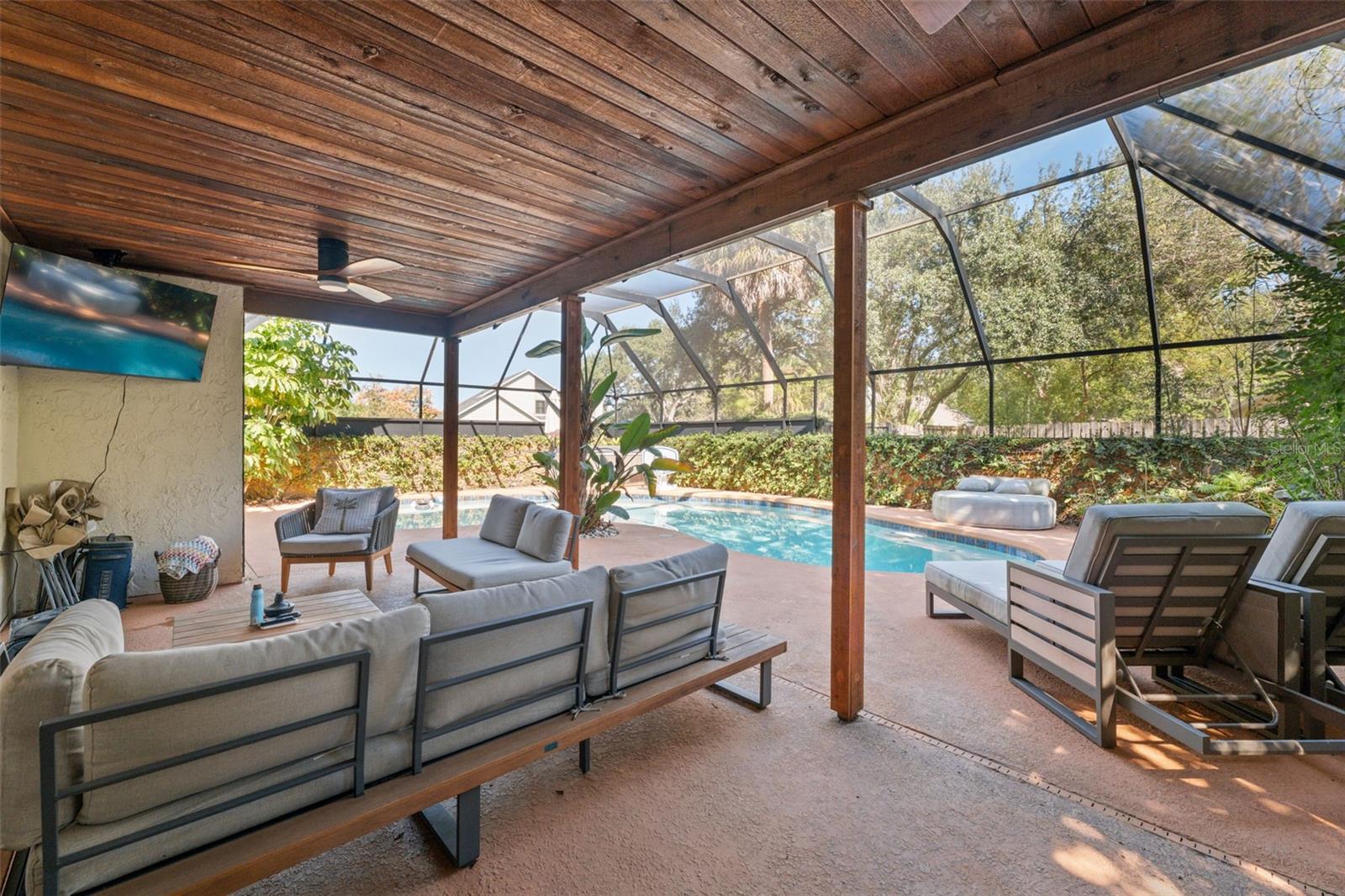 Image 38 of 73 For 13609 Heritage Way