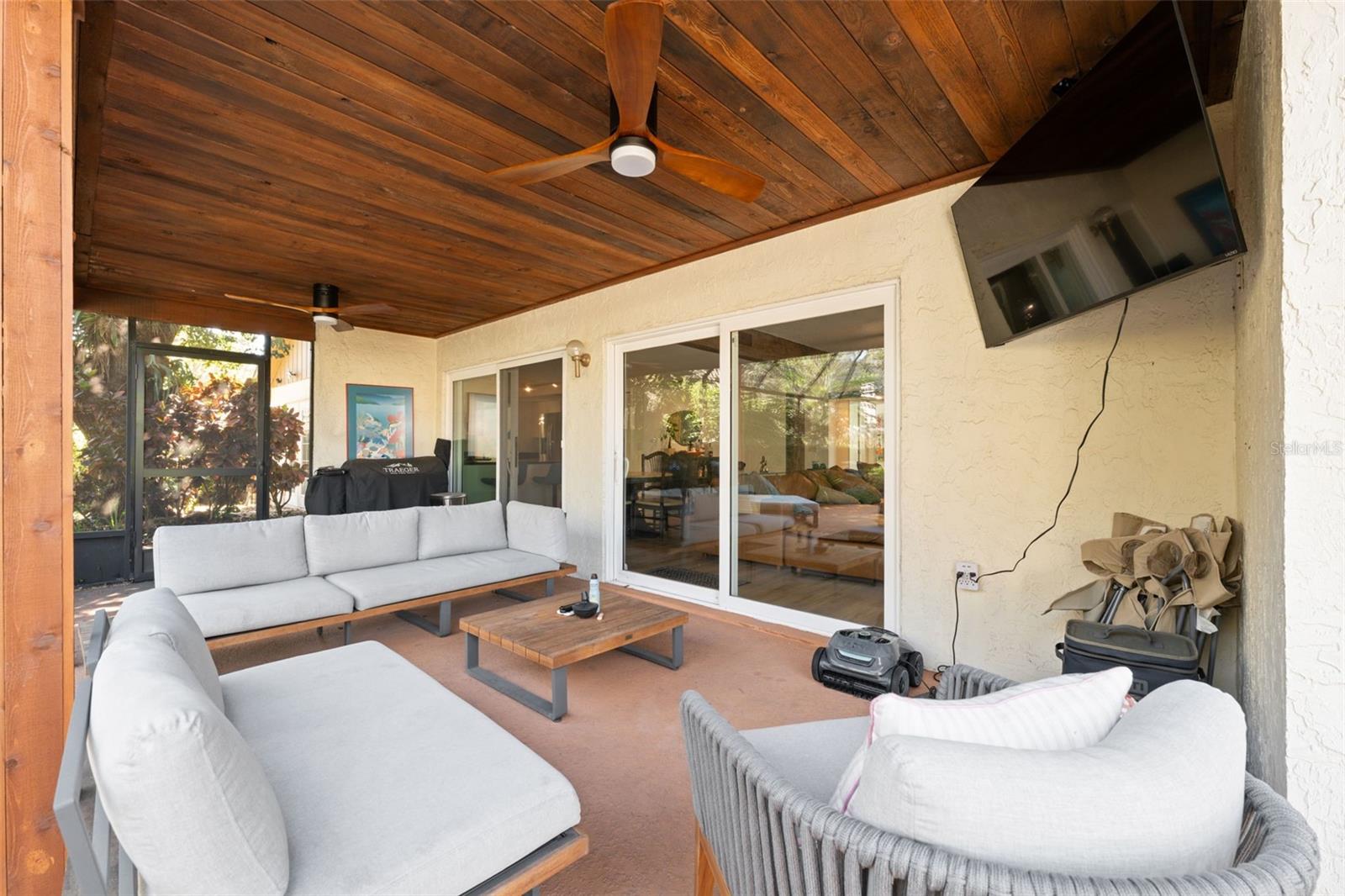 Image 39 of 73 For 13609 Heritage Way