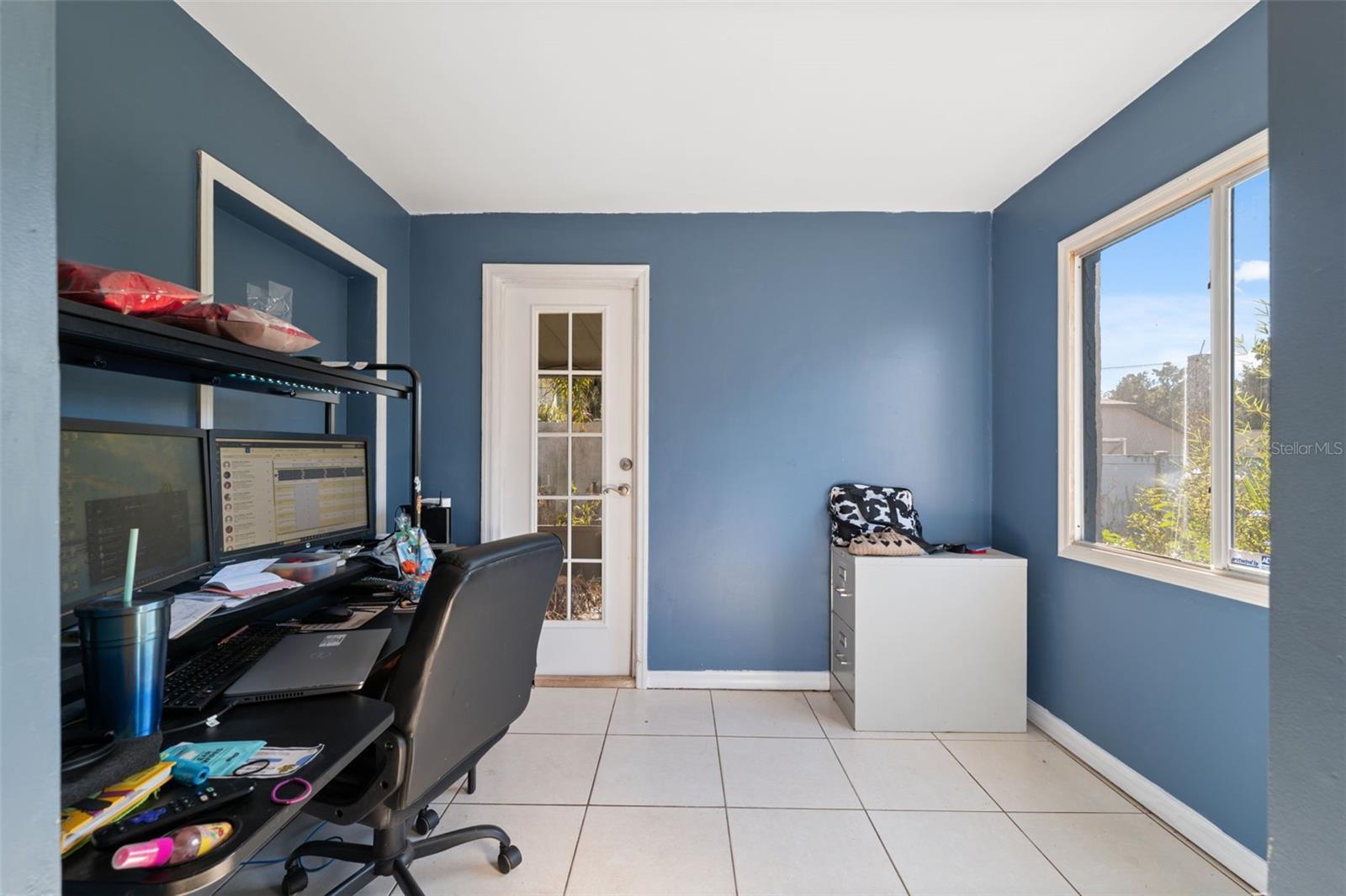 Image 12 of 57 For 24138 Twin Court