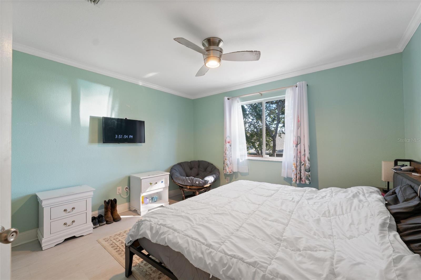 Image 26 of 57 For 24138 Twin Court