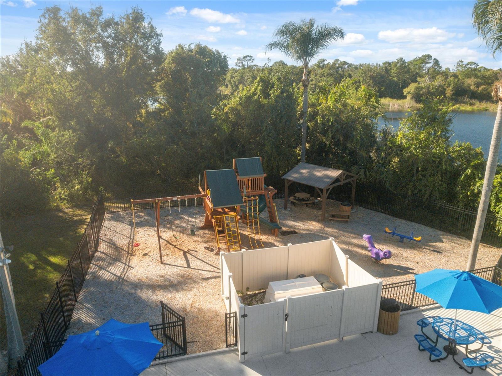 Image 50 of 57 For 24138 Twin Court