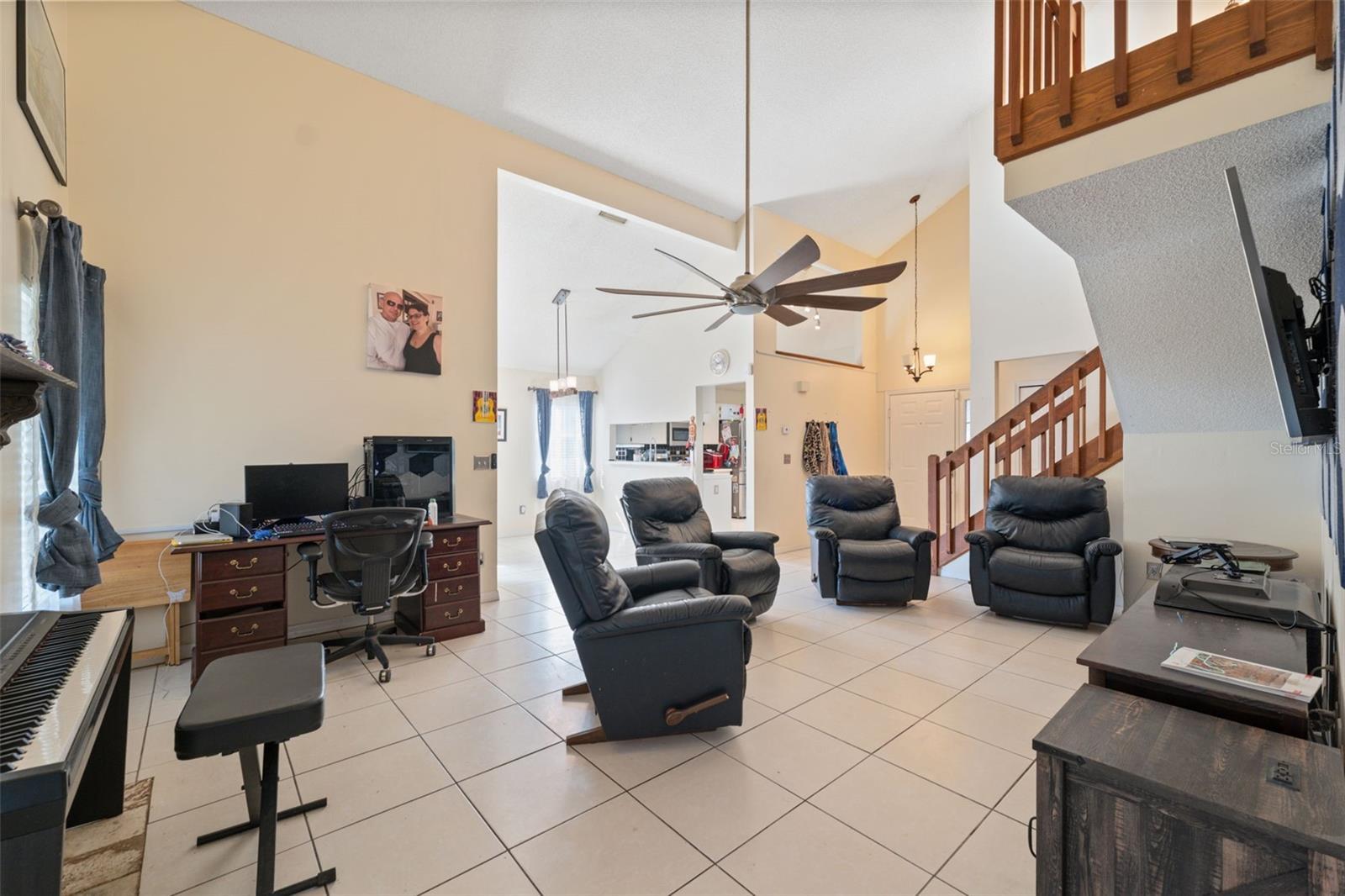 Image 9 of 57 For 24138 Twin Court