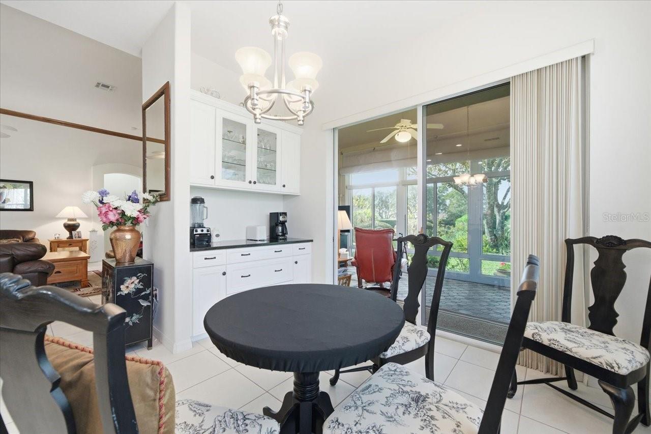 Image 22 of 46 For 10051 Lenox Boulevard