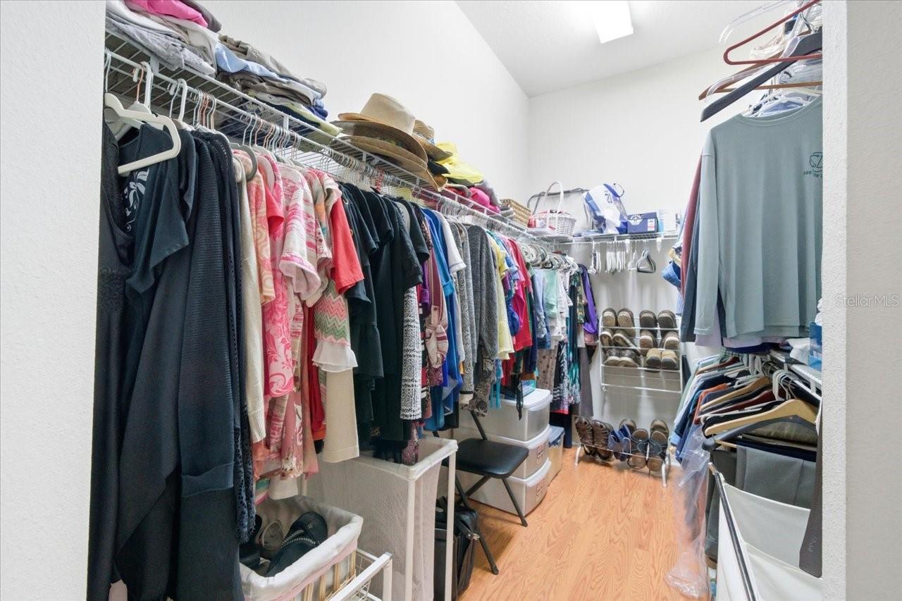 Image 26 of 46 For 10051 Lenox Boulevard