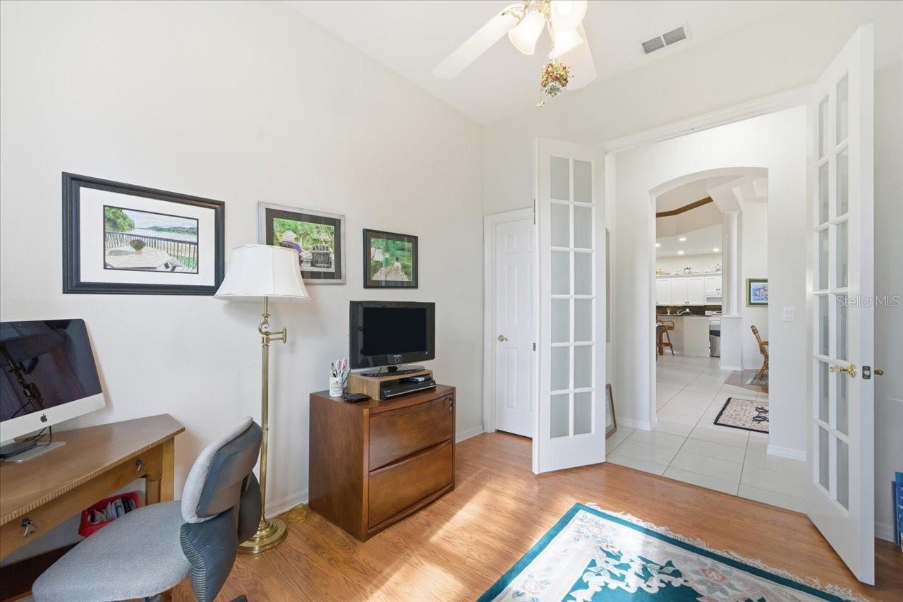 Image 30 of 46 For 10051 Lenox Boulevard