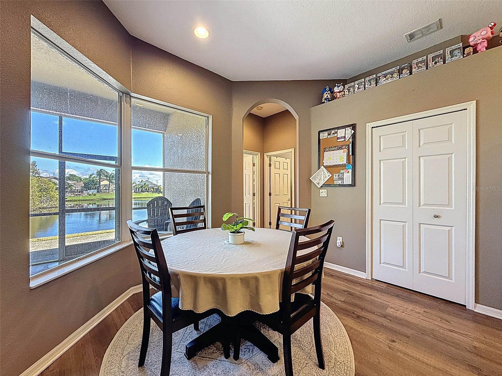 Image 18 of 62 For 2422 Wood Pointe Drive