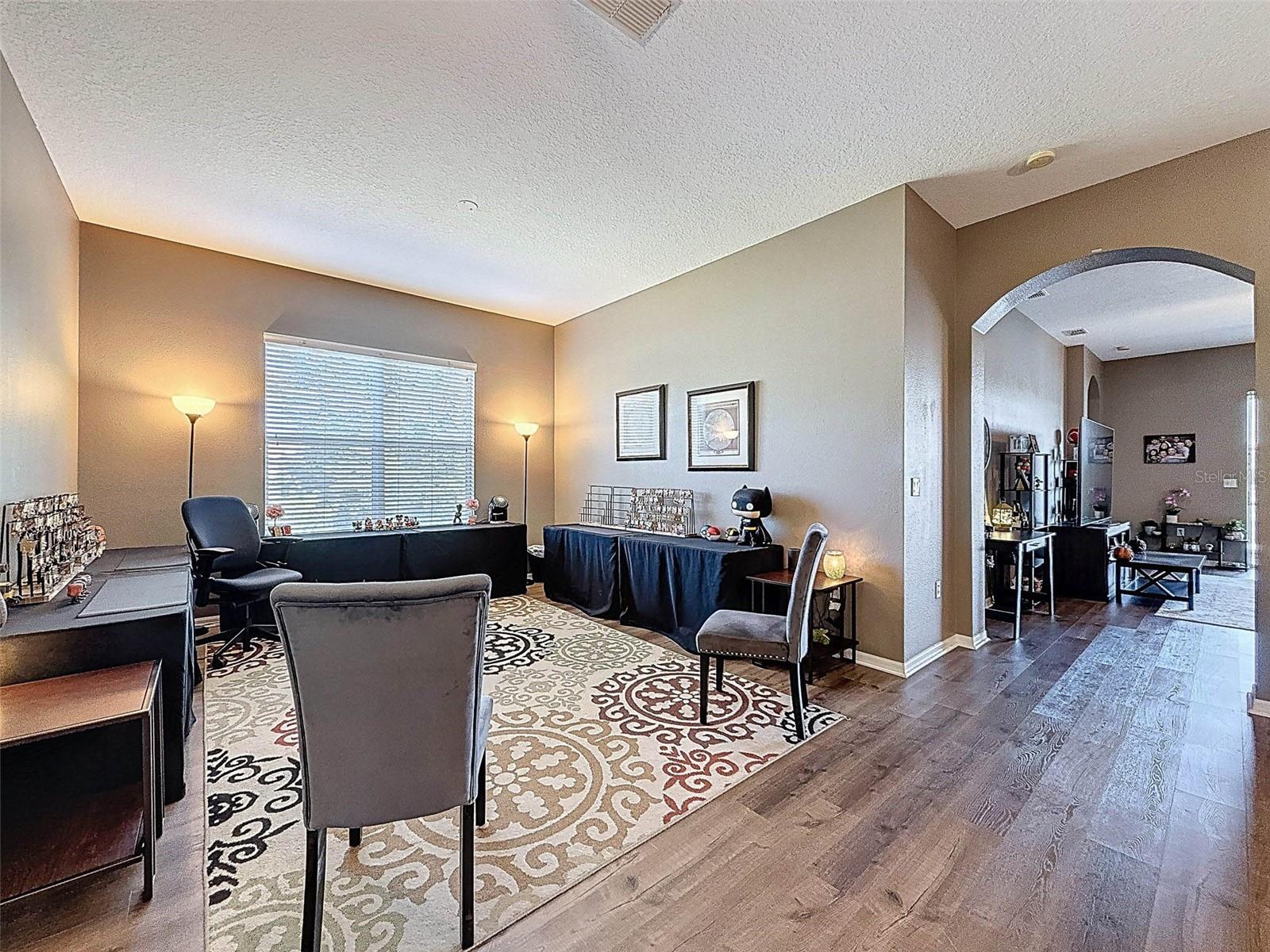 Image 5 of 62 For 2422 Wood Pointe Drive